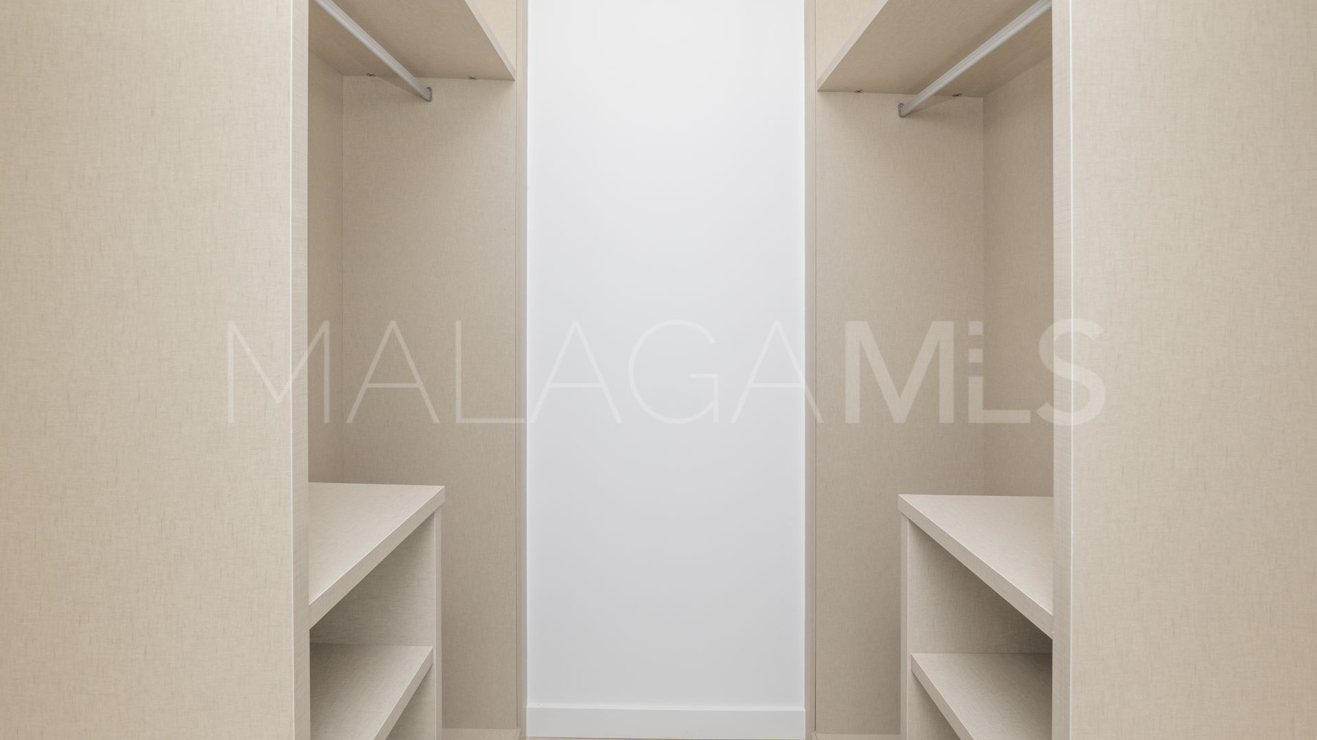 Villa pareada for sale in Atalaya