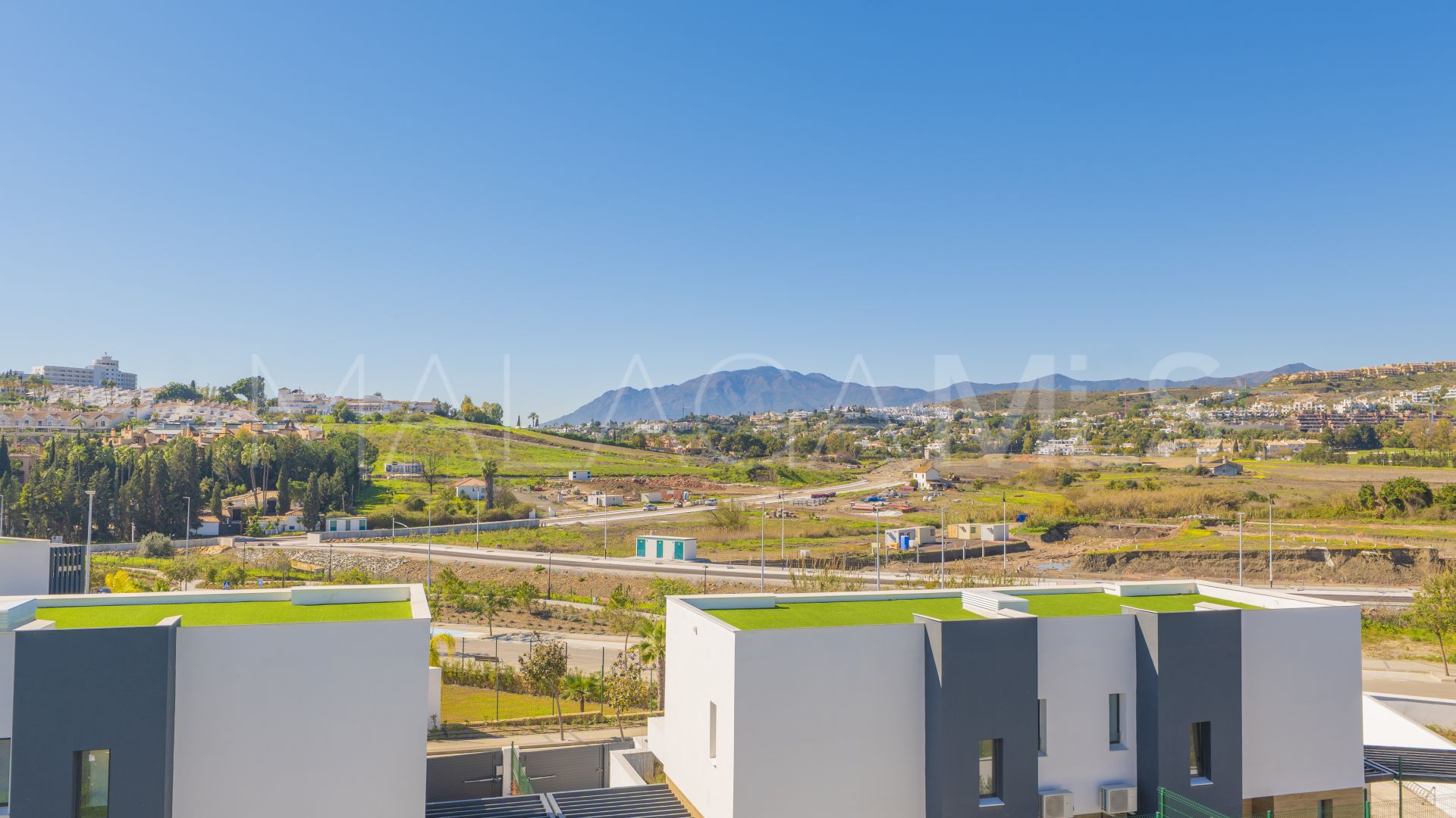 Villa pareada for sale in Atalaya