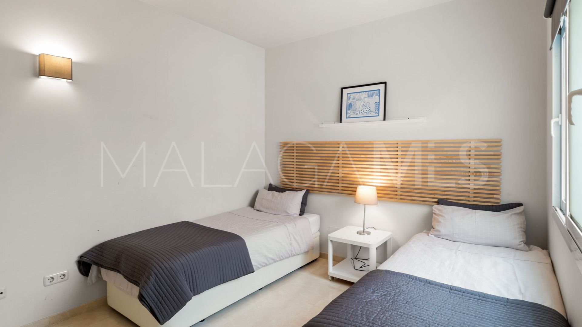 Apartamento planta baja for sale de 2 bedrooms in Alcazaba Lagoon