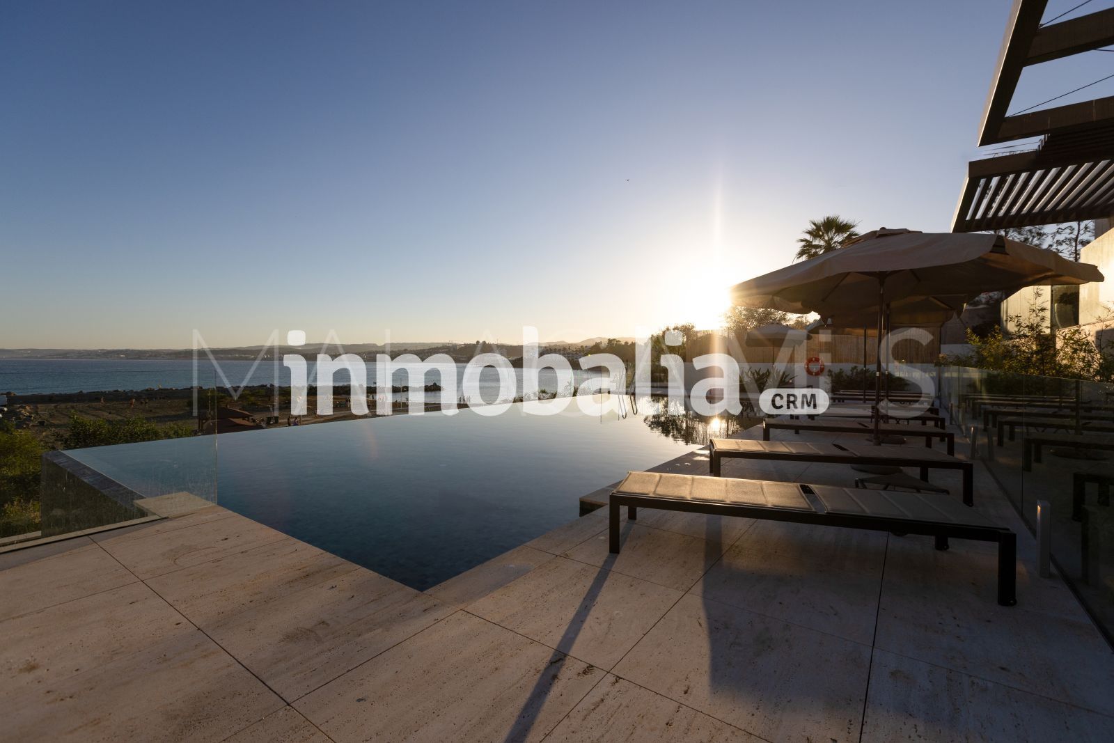 Ático for sale de 3 bedrooms in Estepona Puerto