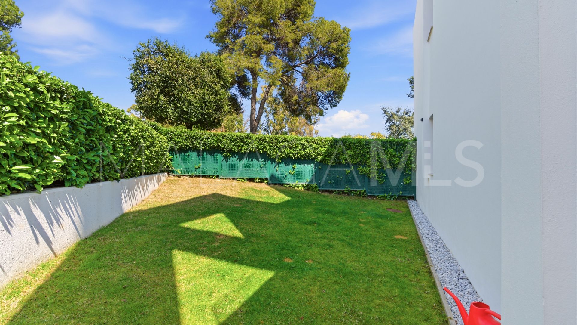 Buy apartamento planta baja in Las Terrazas de Atalaya with 2 bedrooms