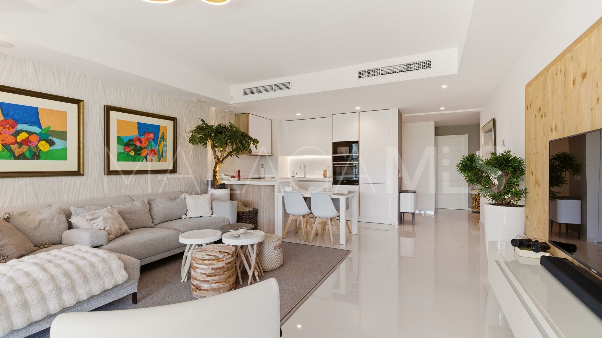 Buy apartamento planta baja in Las Terrazas de Atalaya with 2 bedrooms