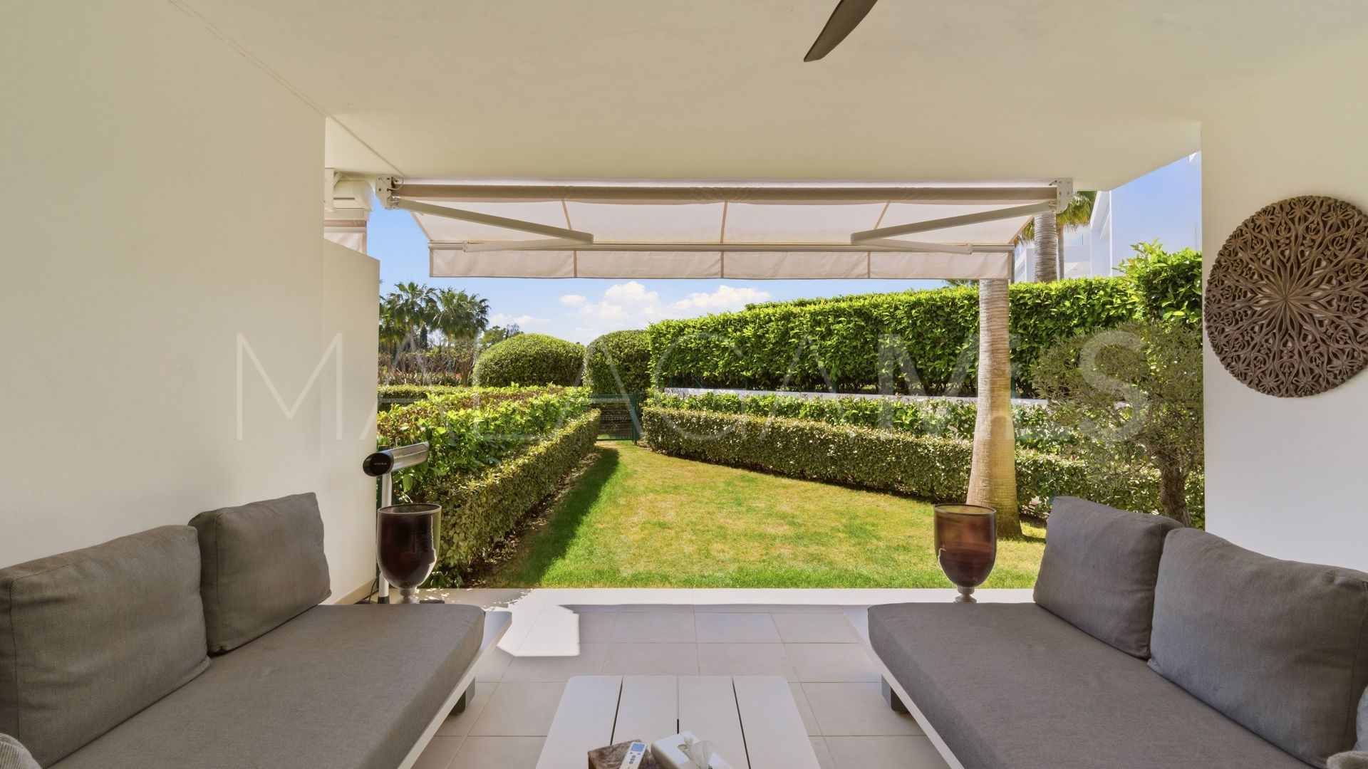 Buy apartamento planta baja in Las Terrazas de Atalaya with 2 bedrooms
