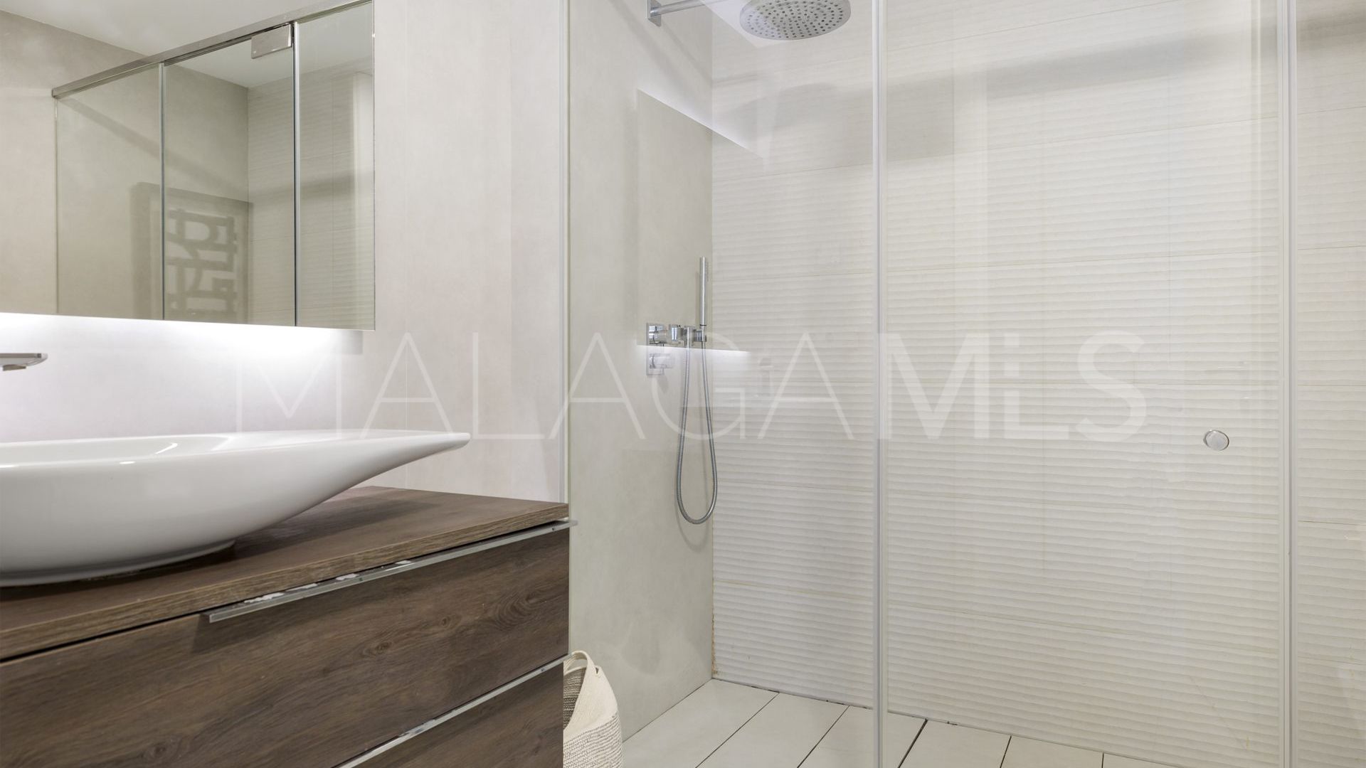 Buy apartamento with 3 bedrooms in The Edge