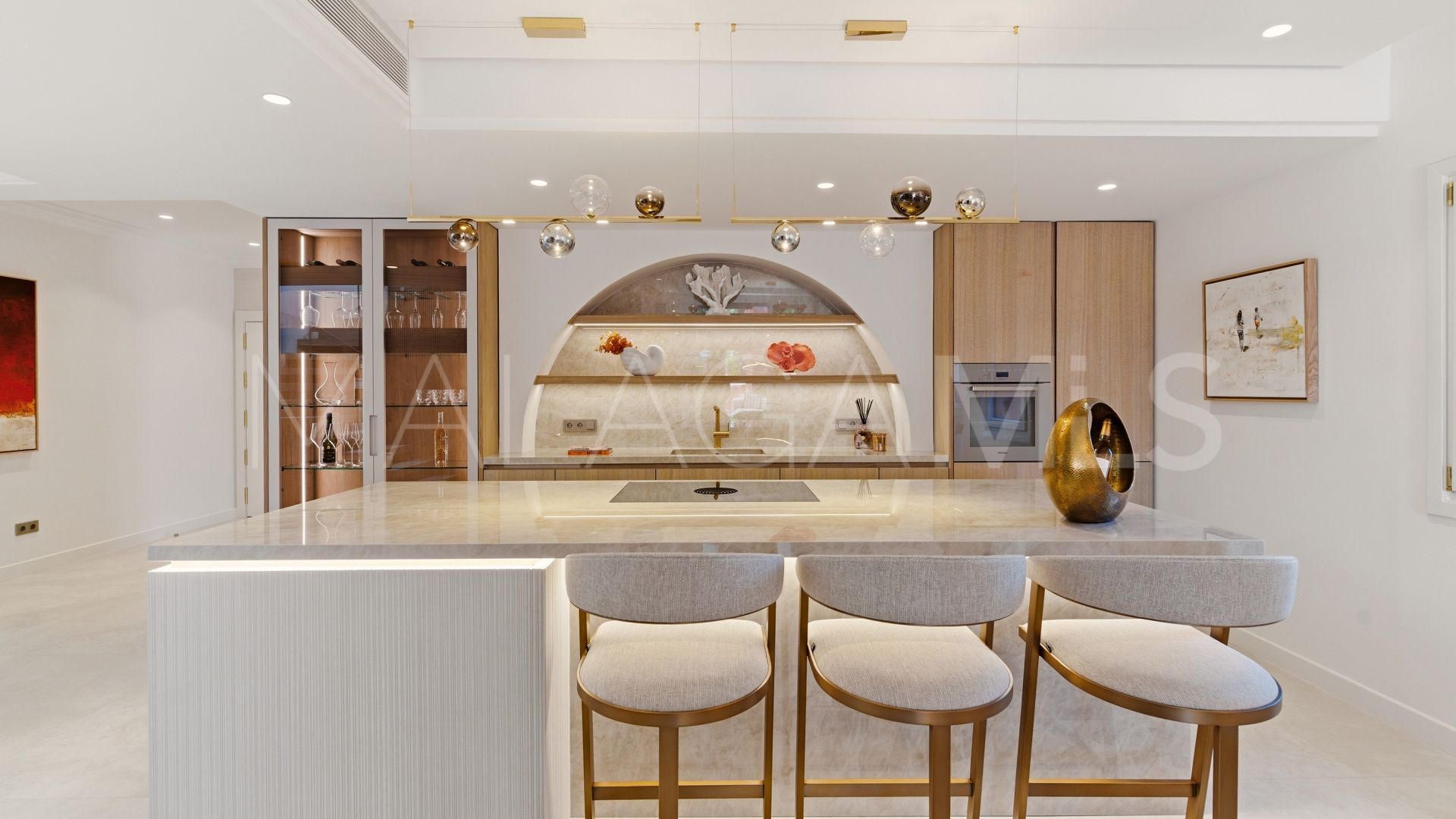 Duplex penthouse for sale in Torre Bermeja