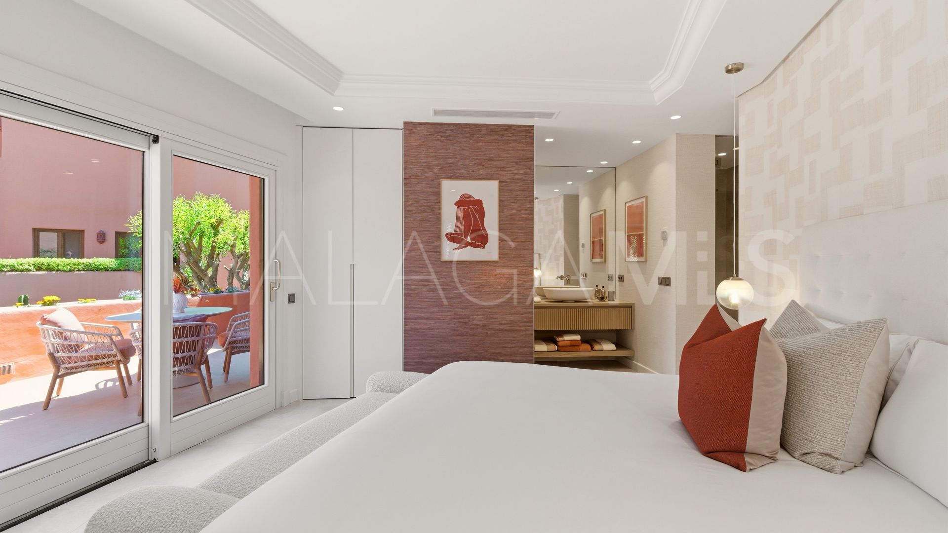 Duplex penthouse for sale in Torre Bermeja