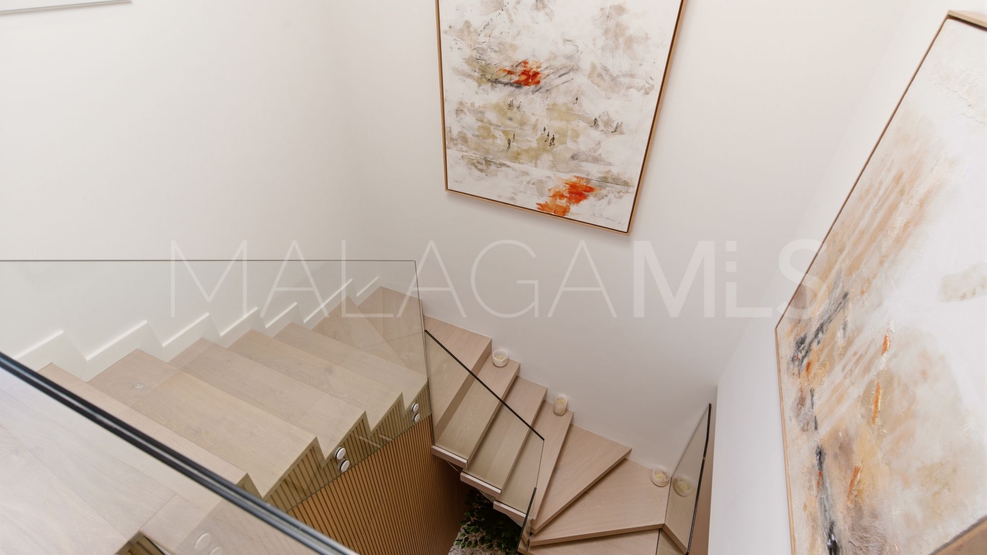 Duplex penthouse for sale in Torre Bermeja