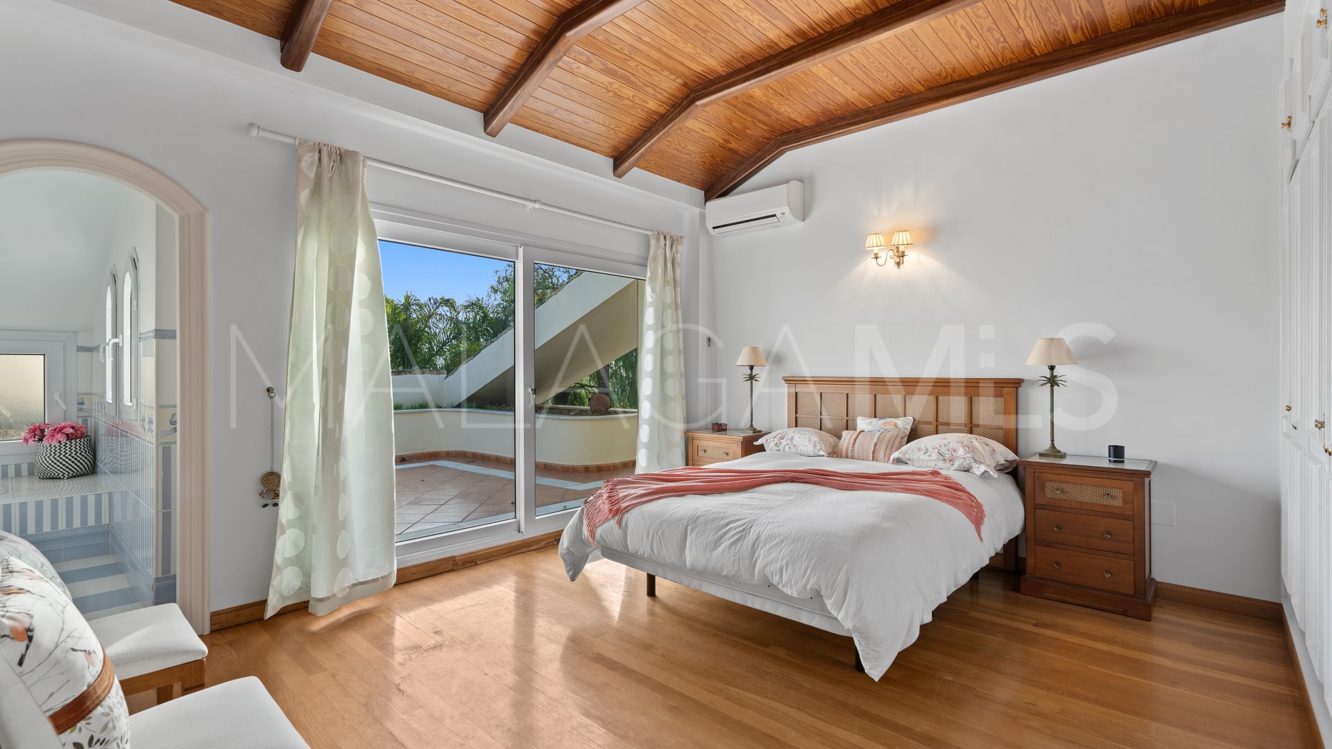 Villa for sale in Rio Real