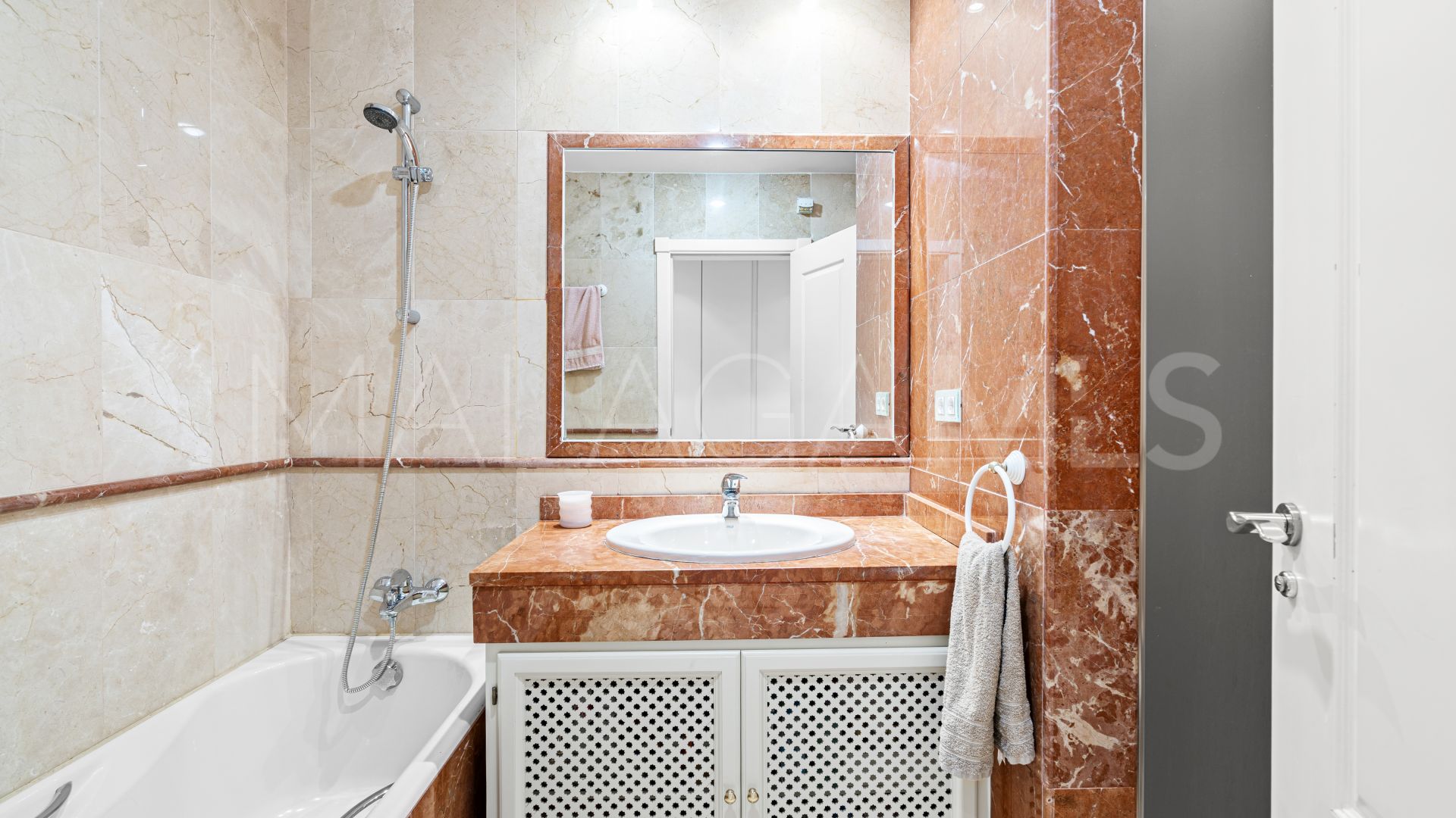 For sale Hacienda del Sol ground floor apartment with 2 bedrooms