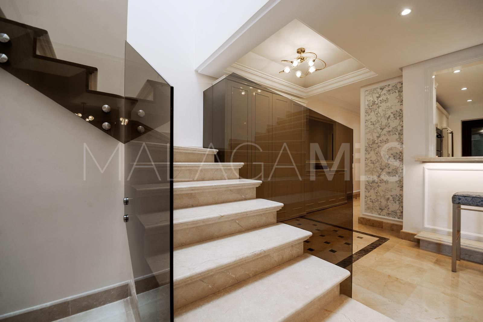 Duplex penthouse in Torre Bermeja for sale