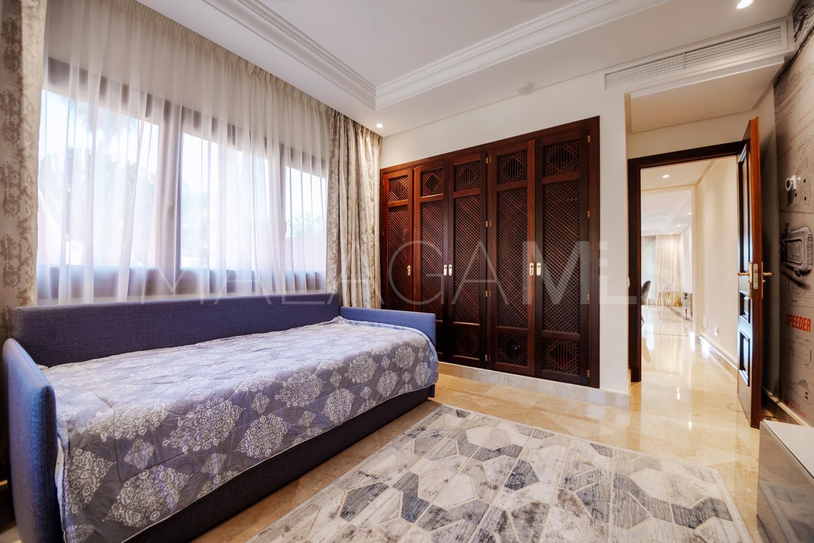 Duplex penthouse in Torre Bermeja for sale