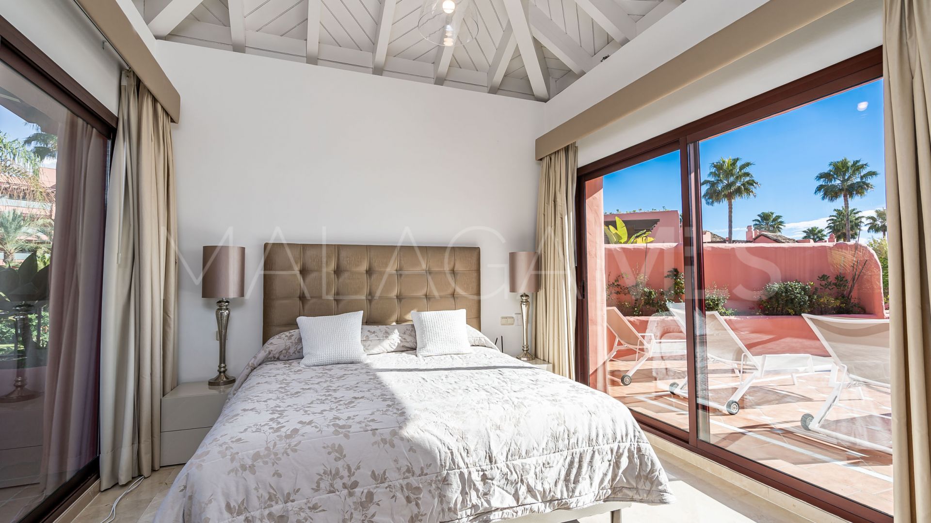 Buy duplex penthouse with 3 bedrooms in Cabo Bermejo