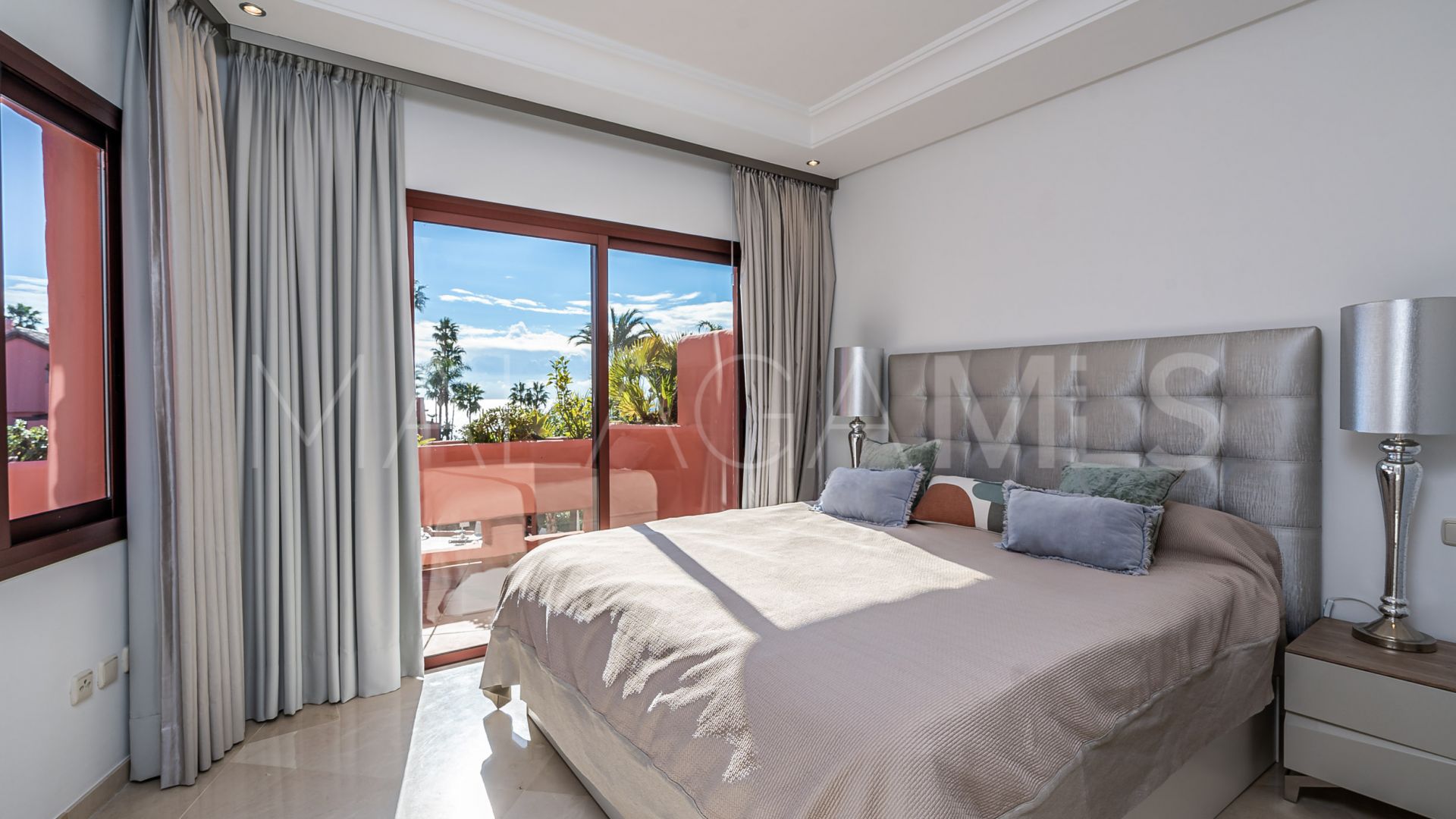 Buy duplex penthouse with 3 bedrooms in Cabo Bermejo