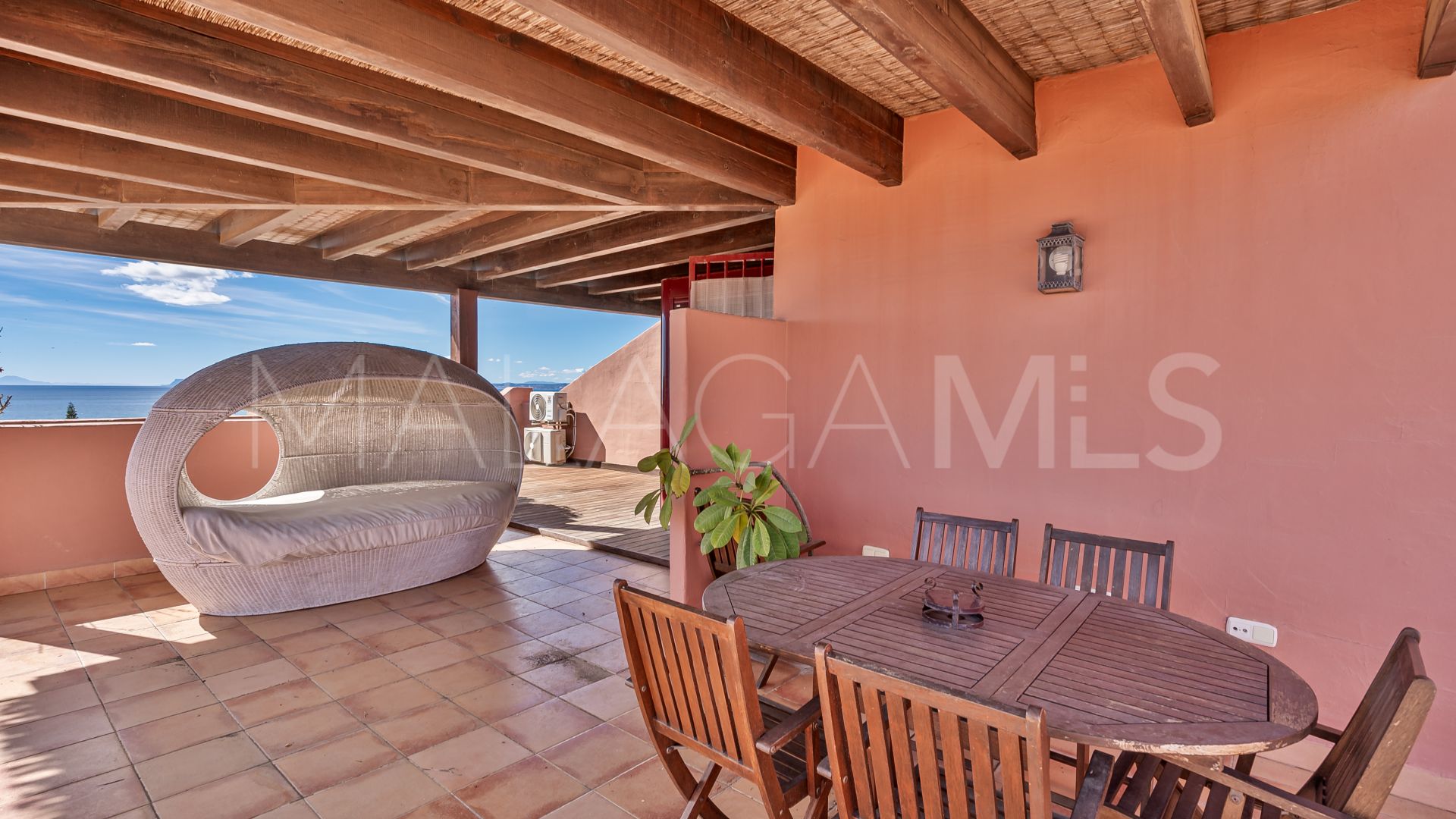 For sale 6 bedrooms duplex penthouse in Las Nayades