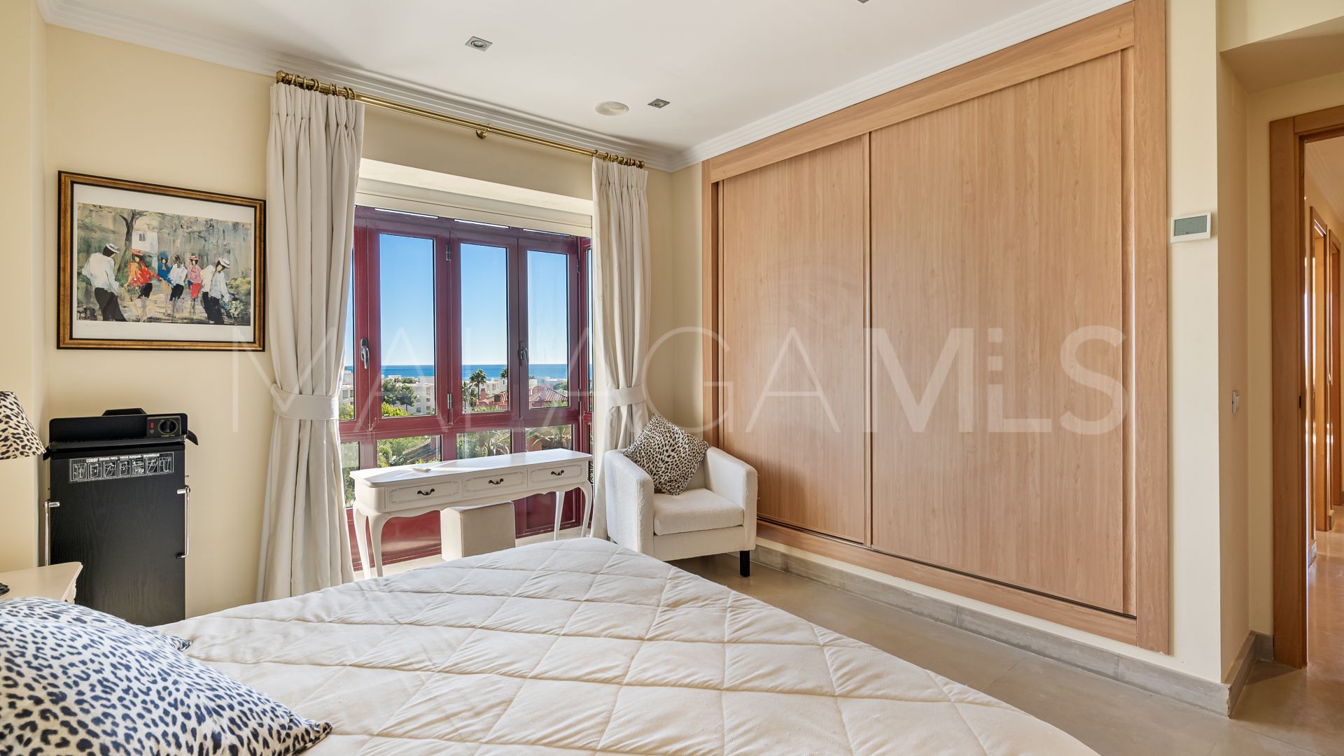 For sale 6 bedrooms duplex penthouse in Las Nayades