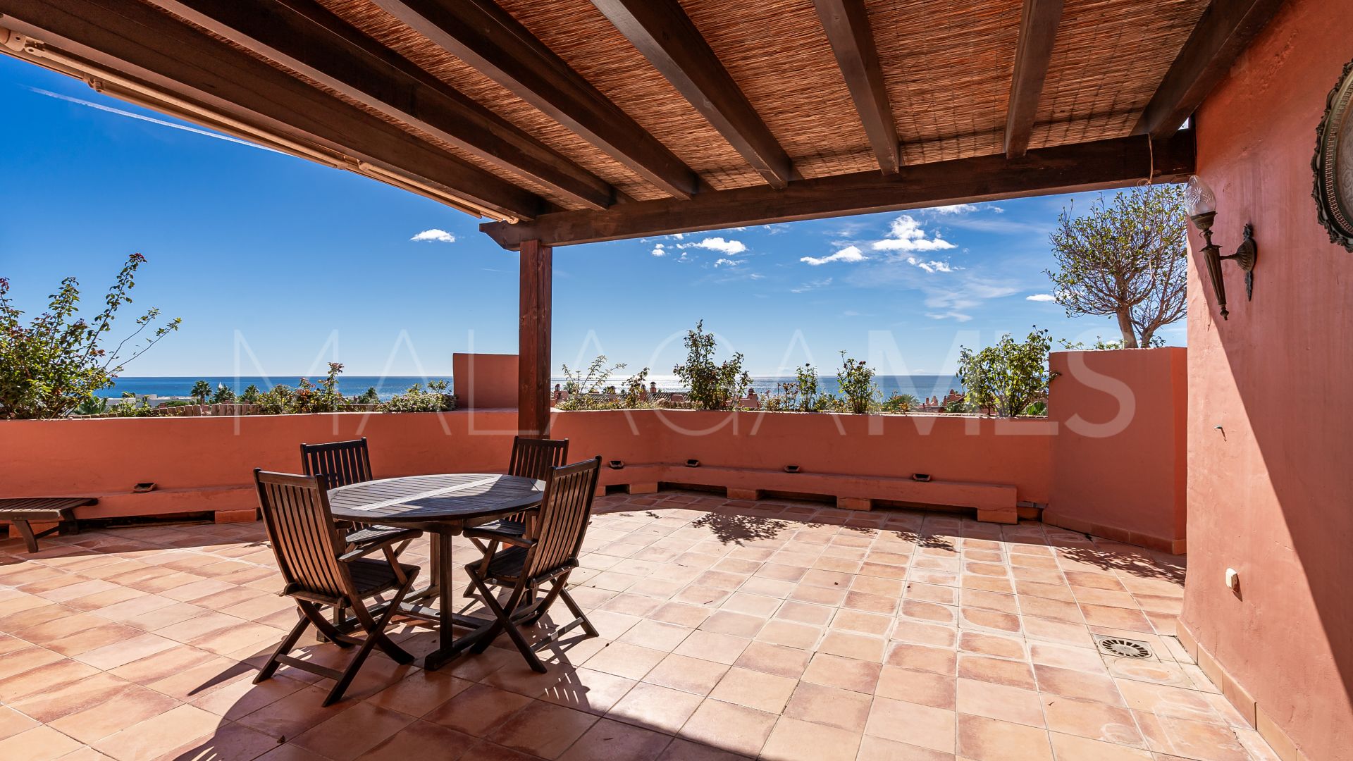 For sale 6 bedrooms duplex penthouse in Las Nayades