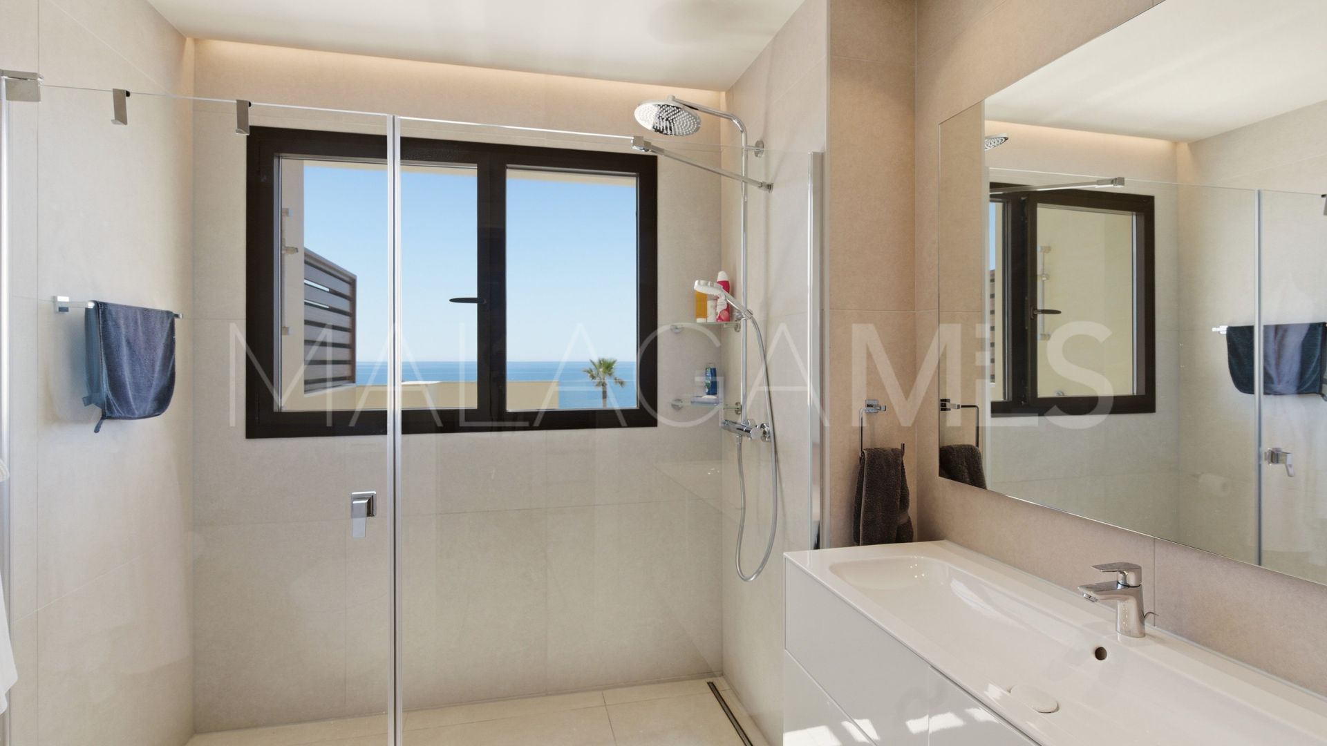 Velaya, adosado a la venta with 4 bedrooms