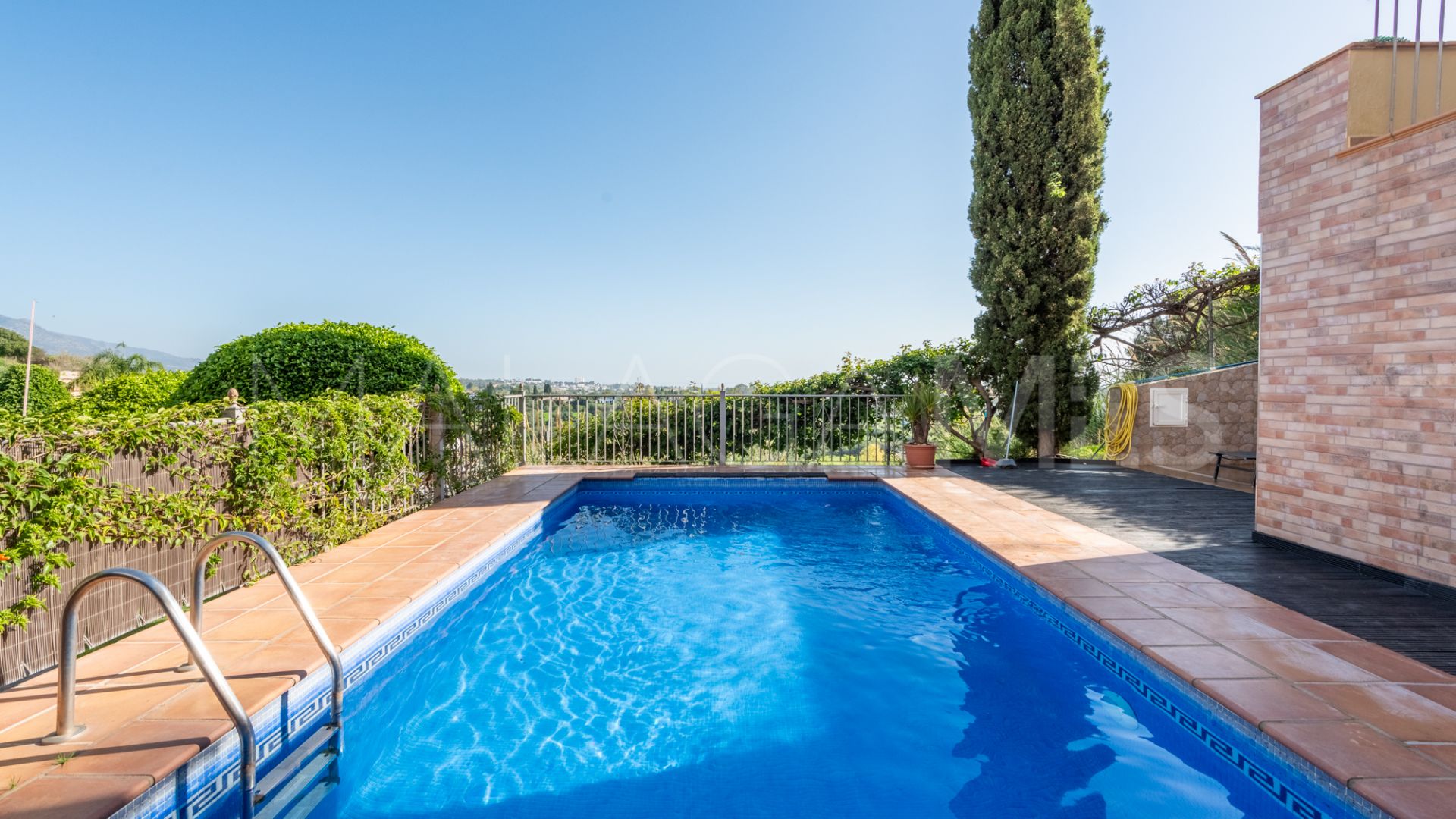 For sale penthouse in Los Almendros