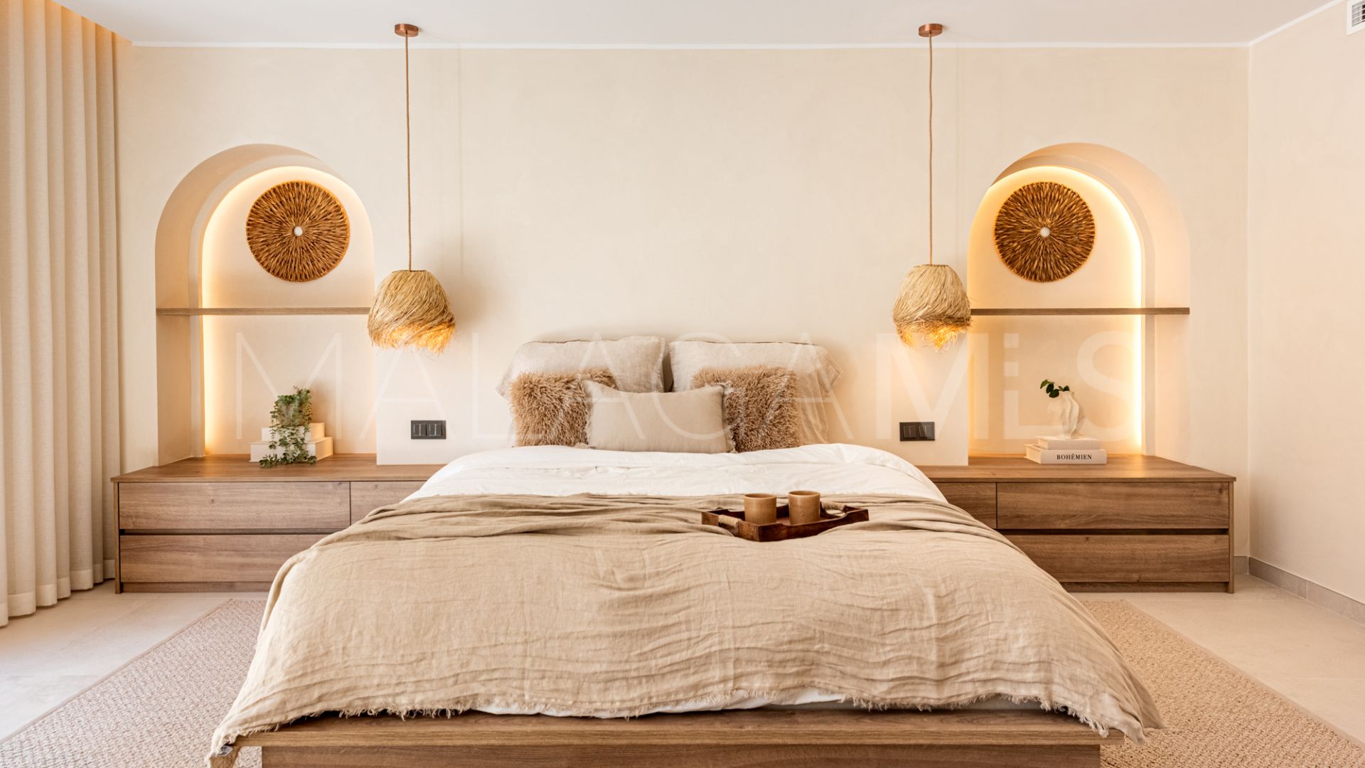 Marbella Golden Mile 4 bedrooms town house for sale