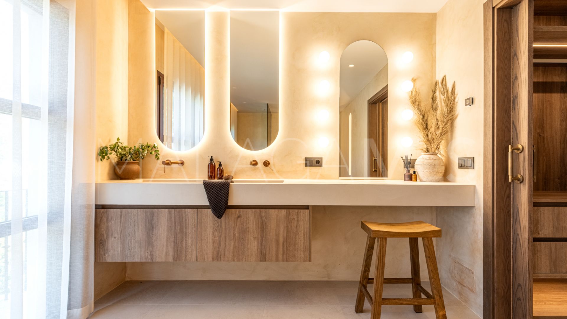 Marbella Golden Mile 4 bedrooms town house for sale