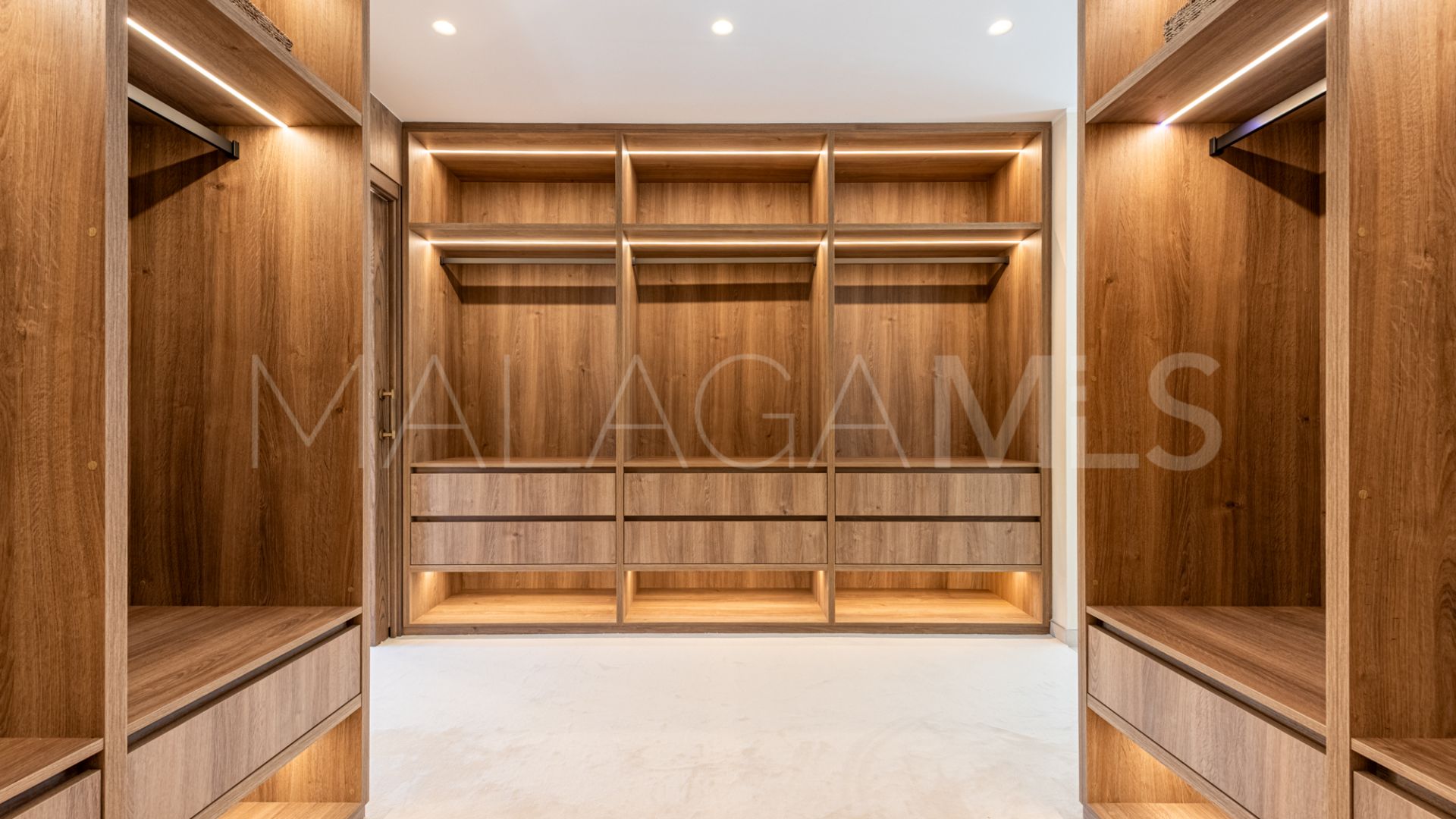 Marbella Golden Mile 4 bedrooms town house for sale