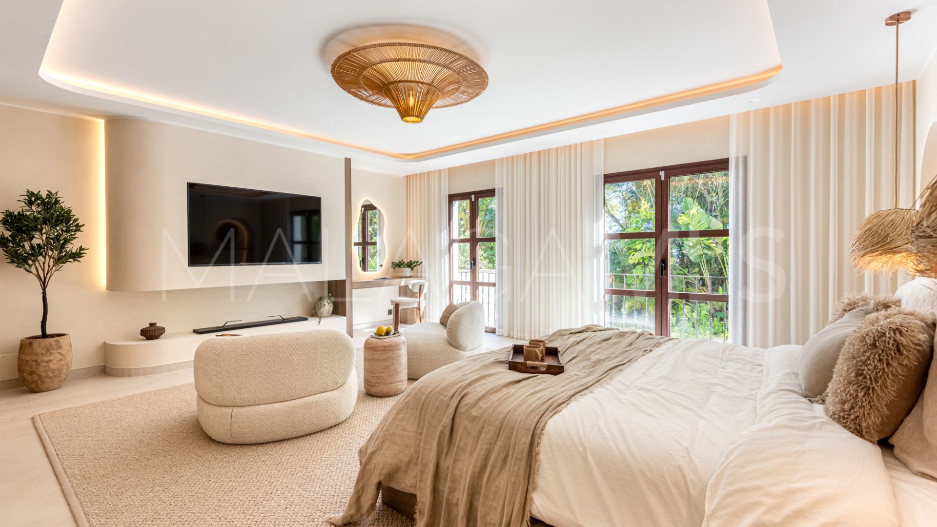 Marbella Golden Mile 4 bedrooms town house for sale