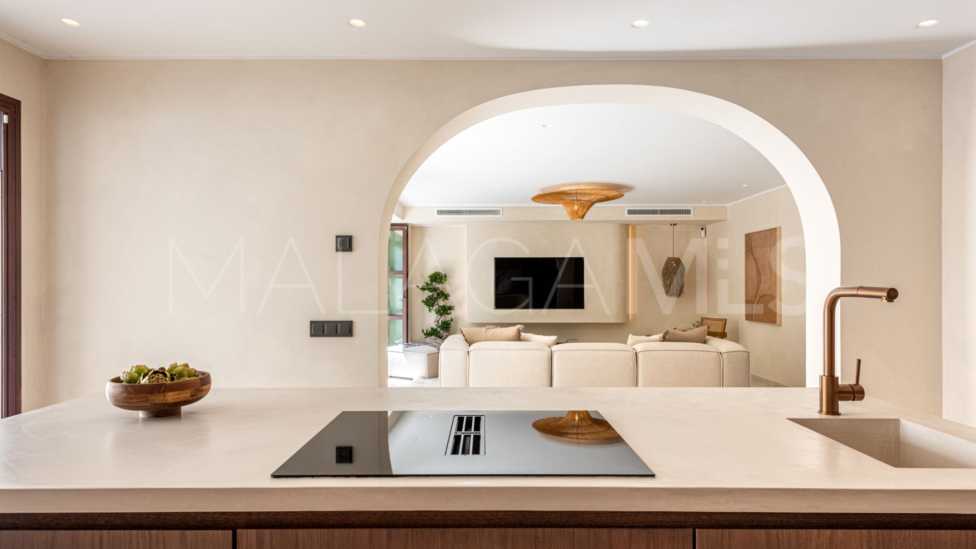 Marbella Golden Mile 4 bedrooms town house for sale