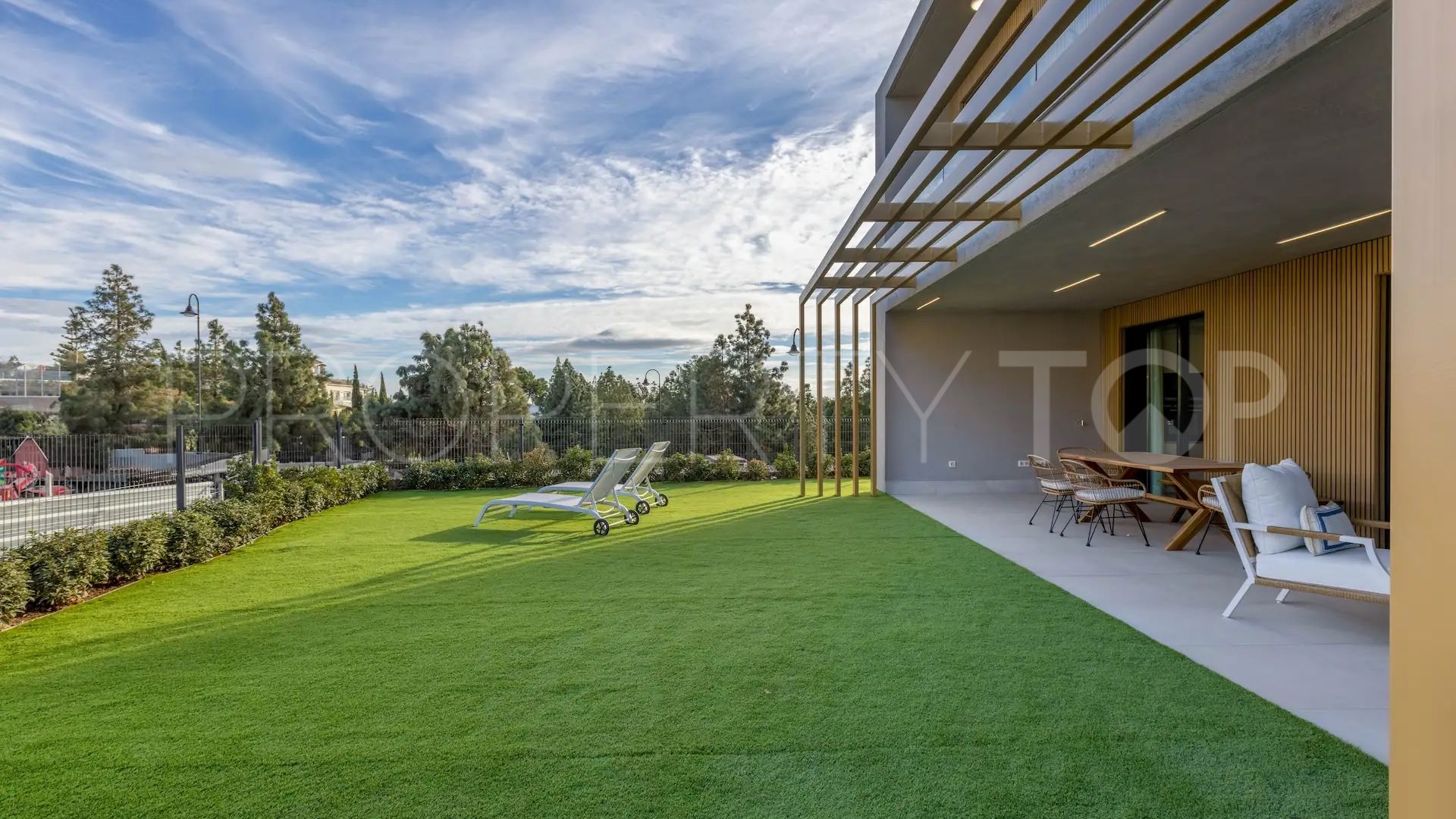 Town House in El Chaparral 4BR, 3BA, 169m², €747k