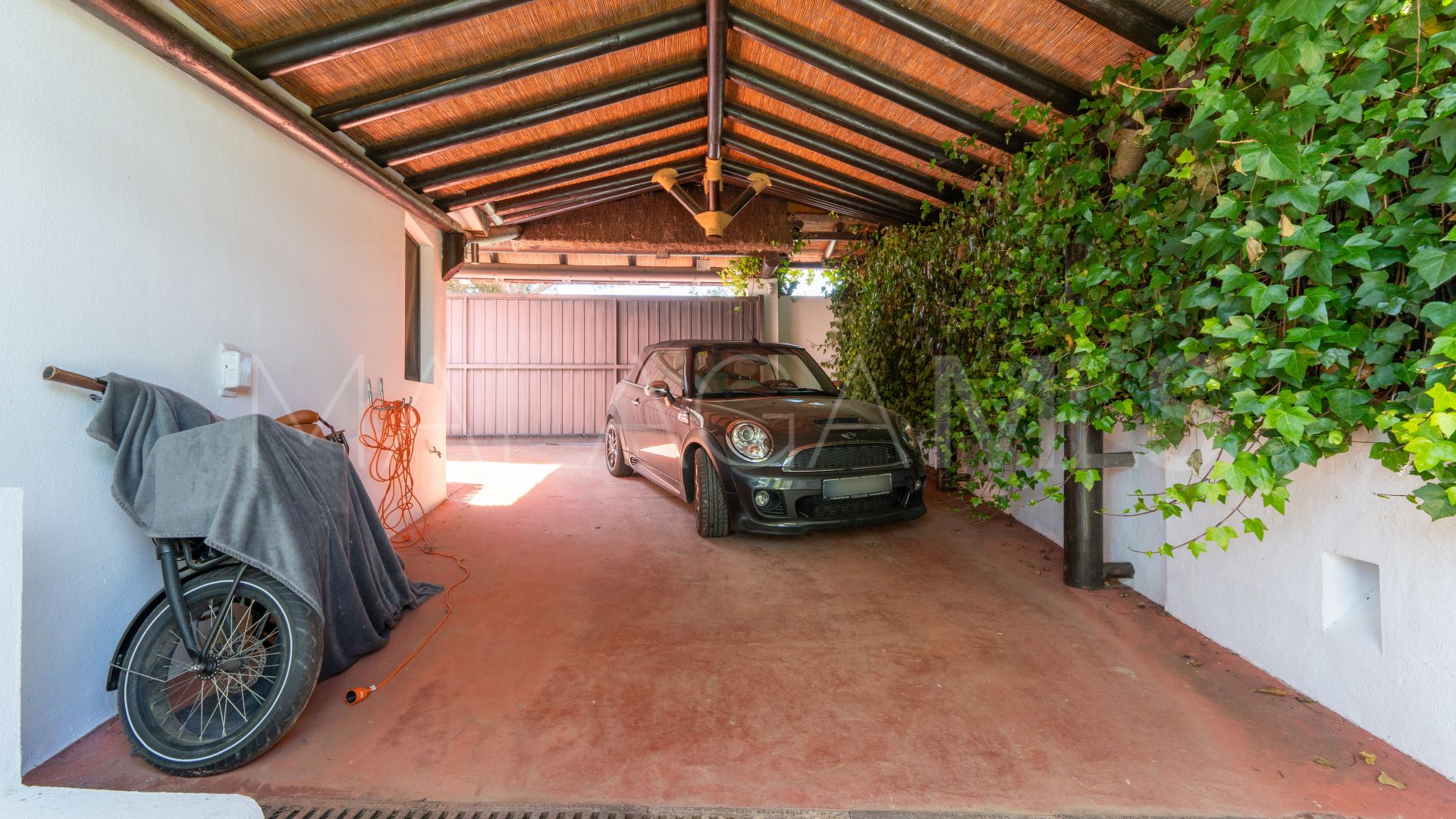 Chalet for sale in Las Brisas