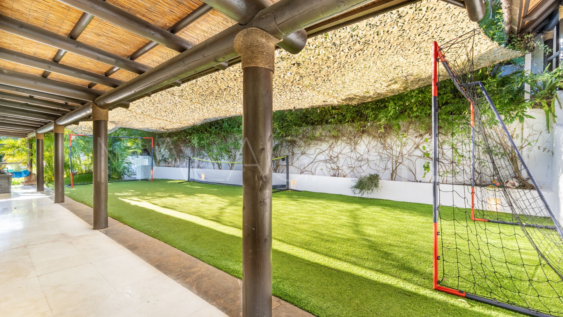 Chalet for sale in Las Brisas