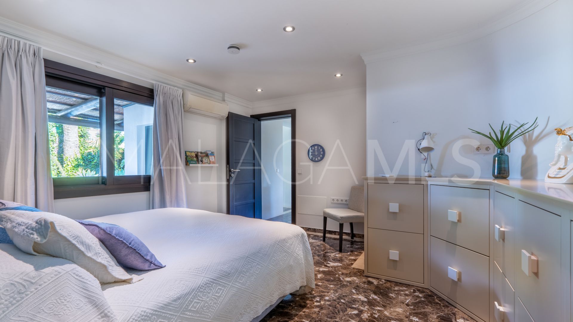 Chalet for sale in Las Brisas