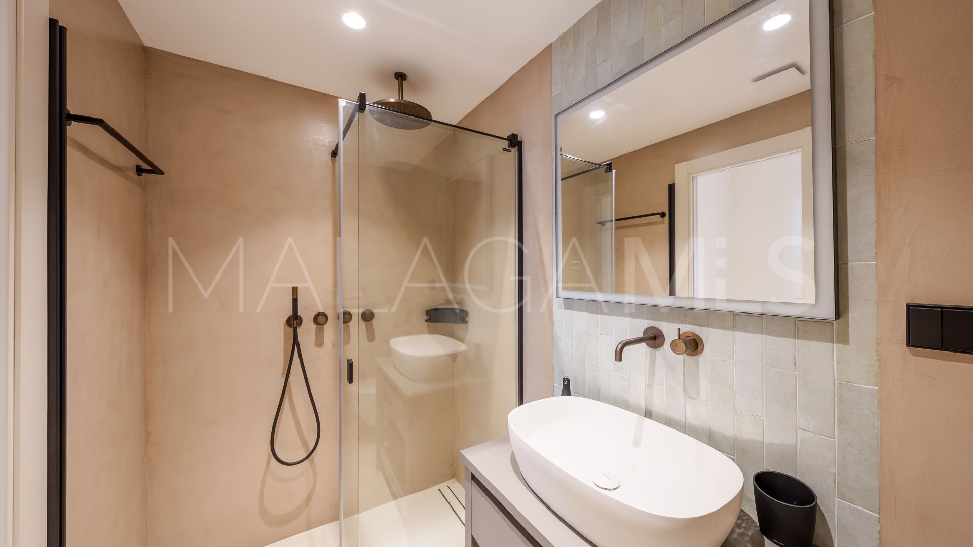 Lägenhet for sale in Marbella - Puerto Banus