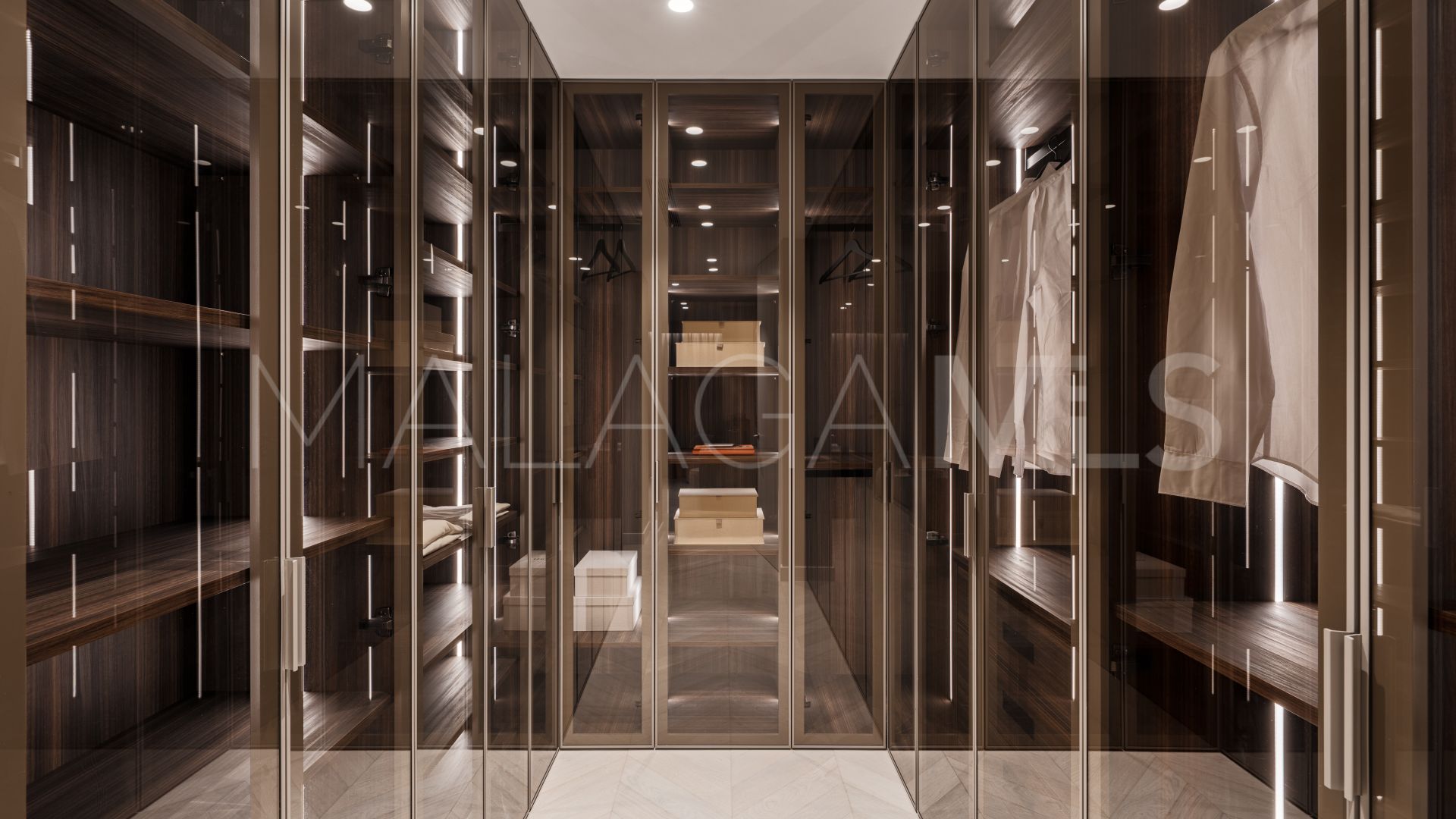 Wohnung for sale in Nueva Andalucia