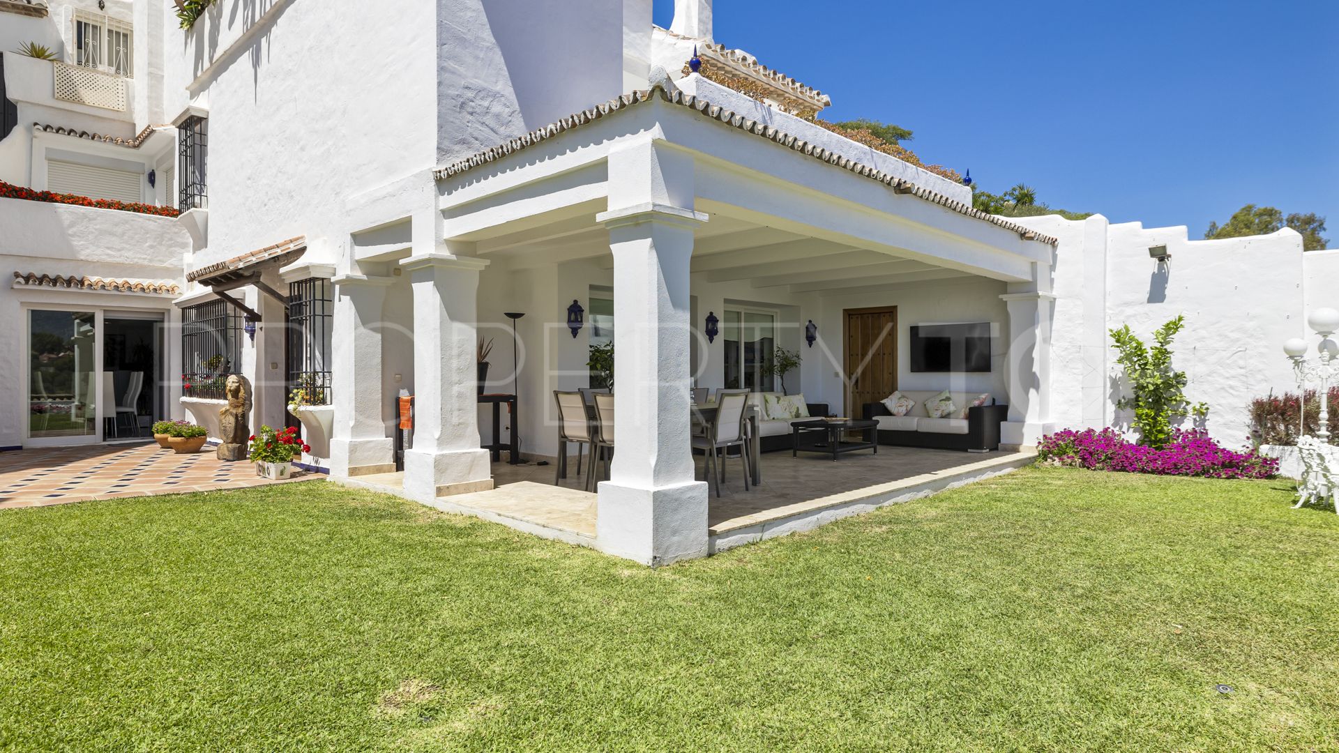 Adosado en venta en Marbella - Puerto Banus de 4 dormitorios