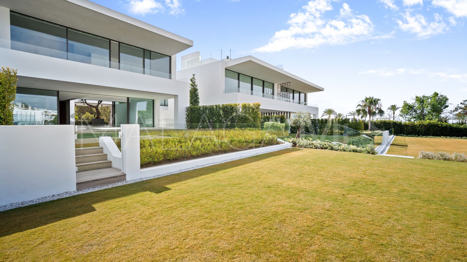 Marbella Golden Mile, adosado a la venta de 4 bedrooms