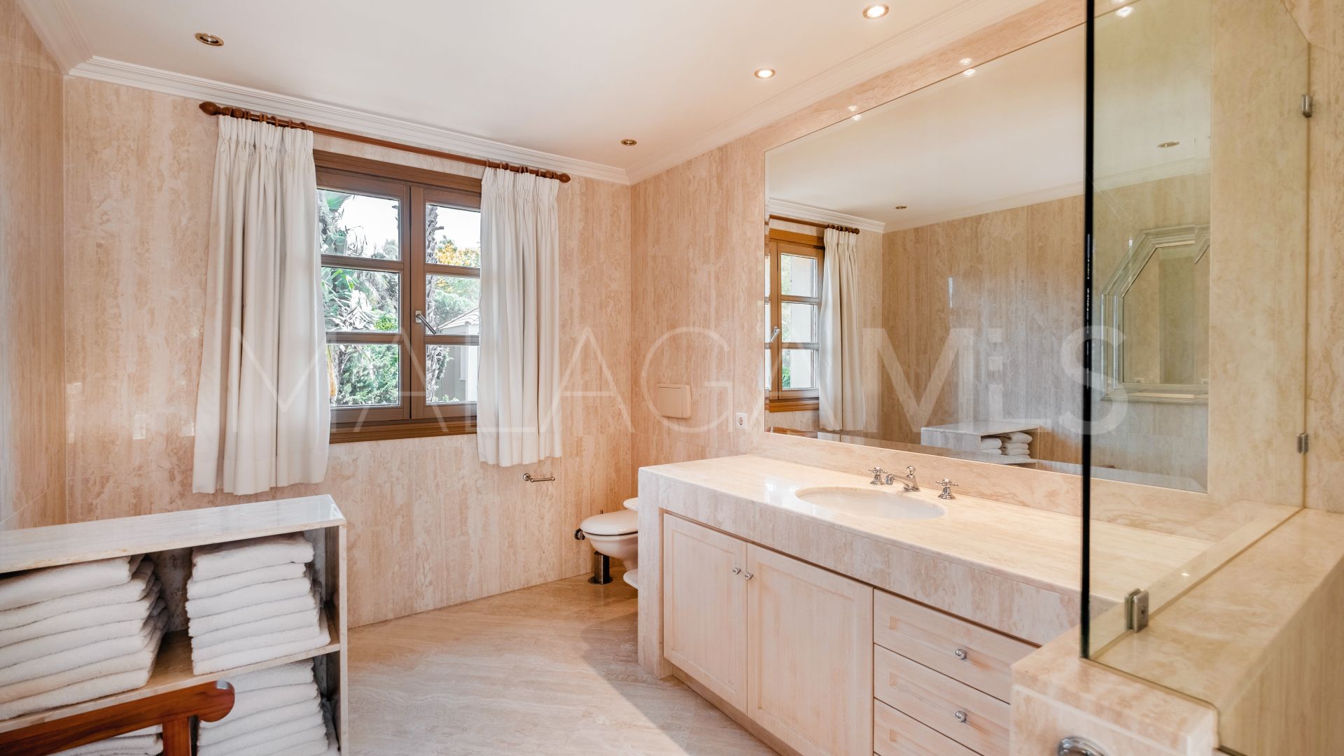 Las Brisas, chalet a la venta de 4 bedrooms
