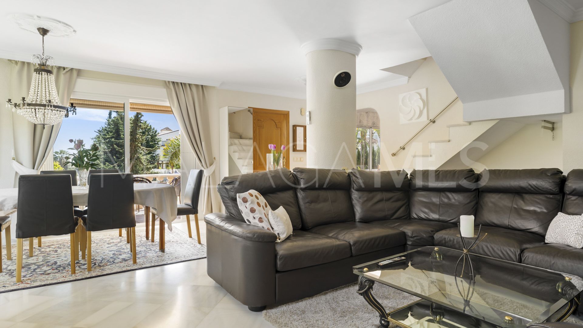 Chalet for sale in Nueva Andalucia