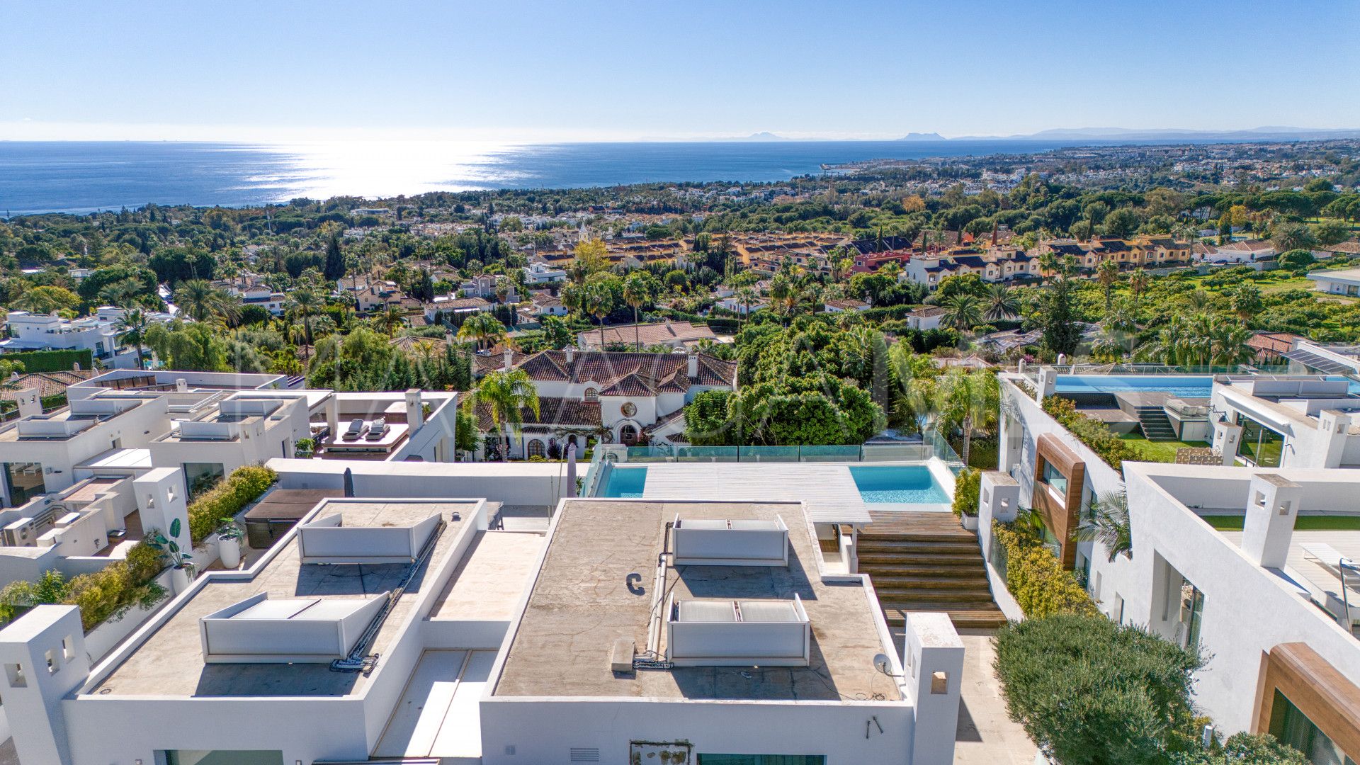 Apartment for sale in Sierra Blanca with 4 bedrooms