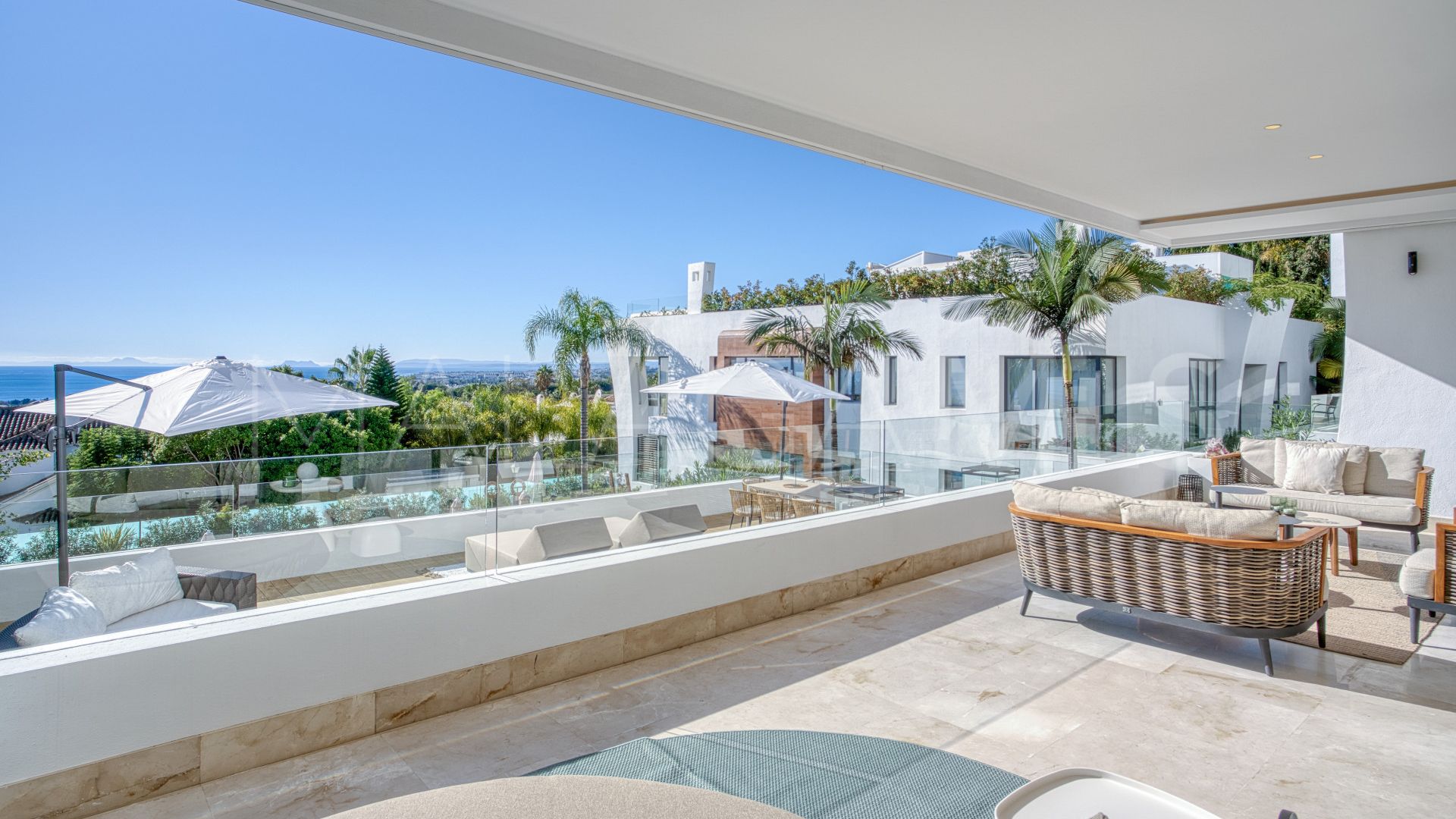 Apartment for sale in Sierra Blanca with 4 bedrooms