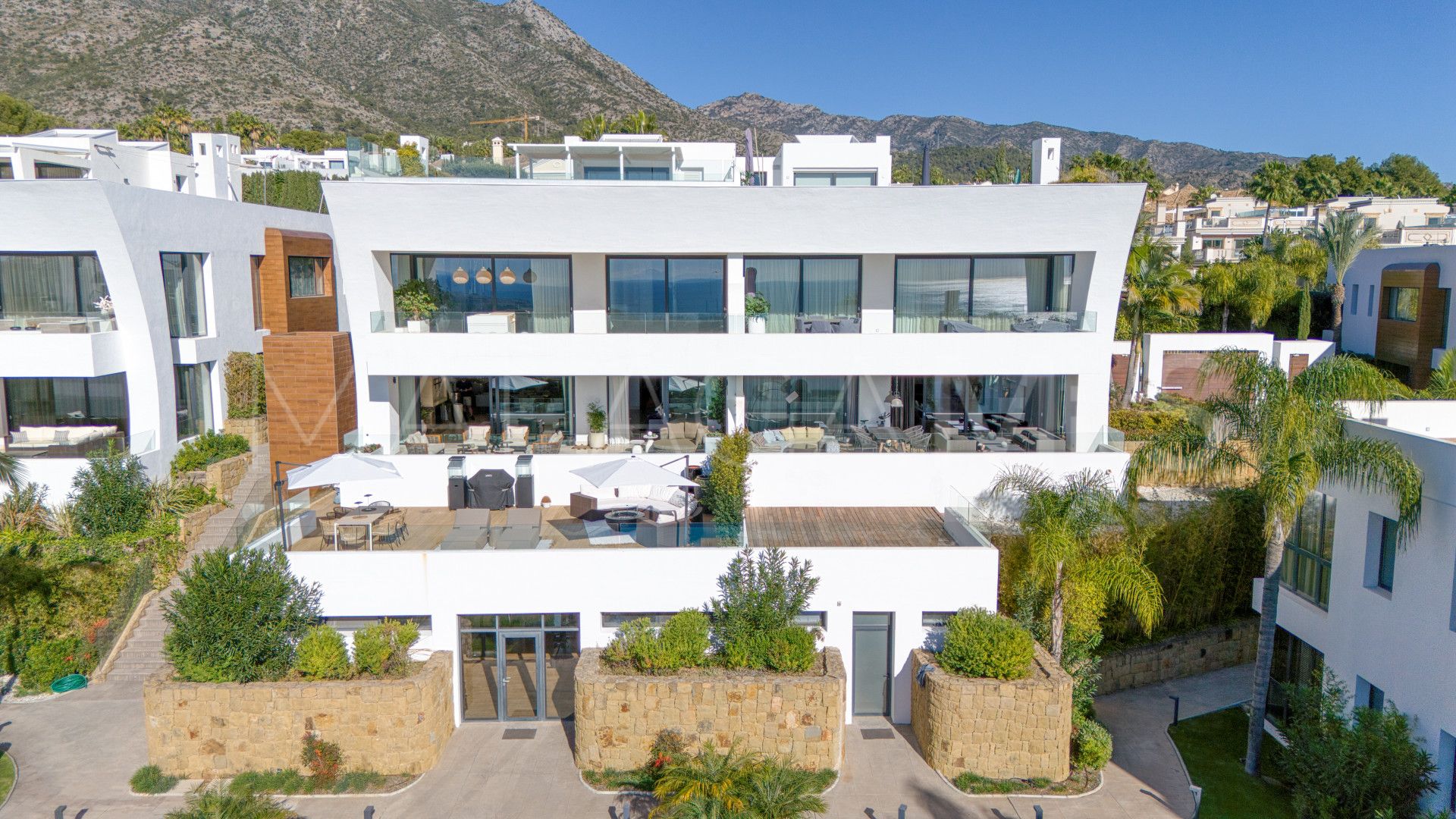 Apartment for sale in Sierra Blanca with 4 bedrooms