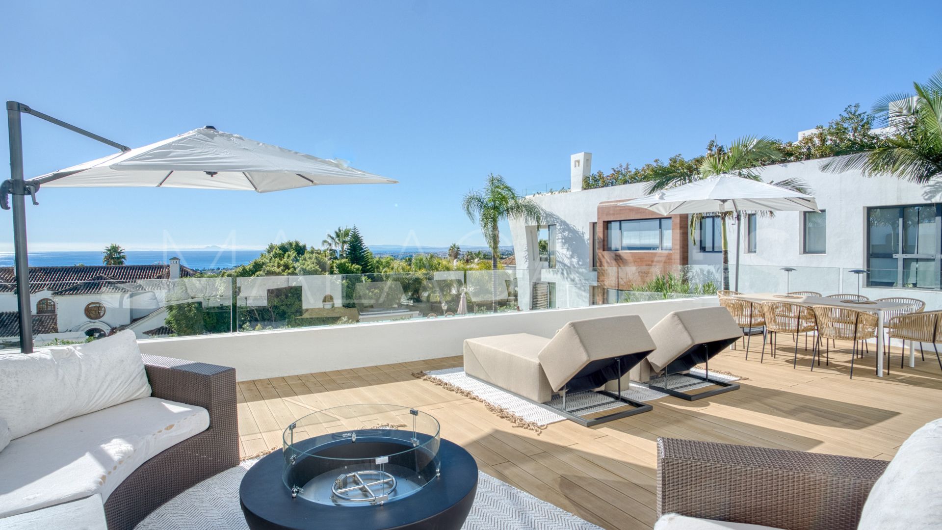 Apartment for sale in Sierra Blanca with 4 bedrooms