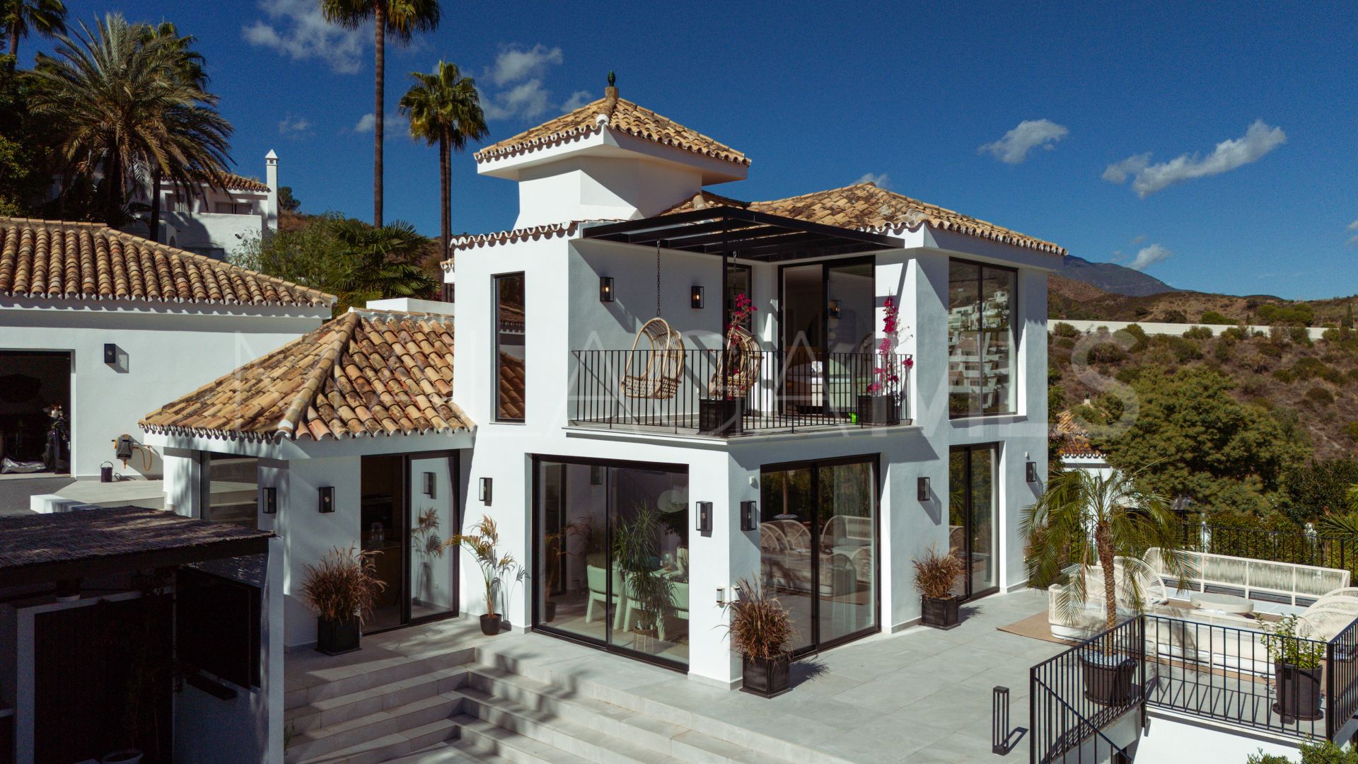 Chalet for sale in Nueva Andalucia