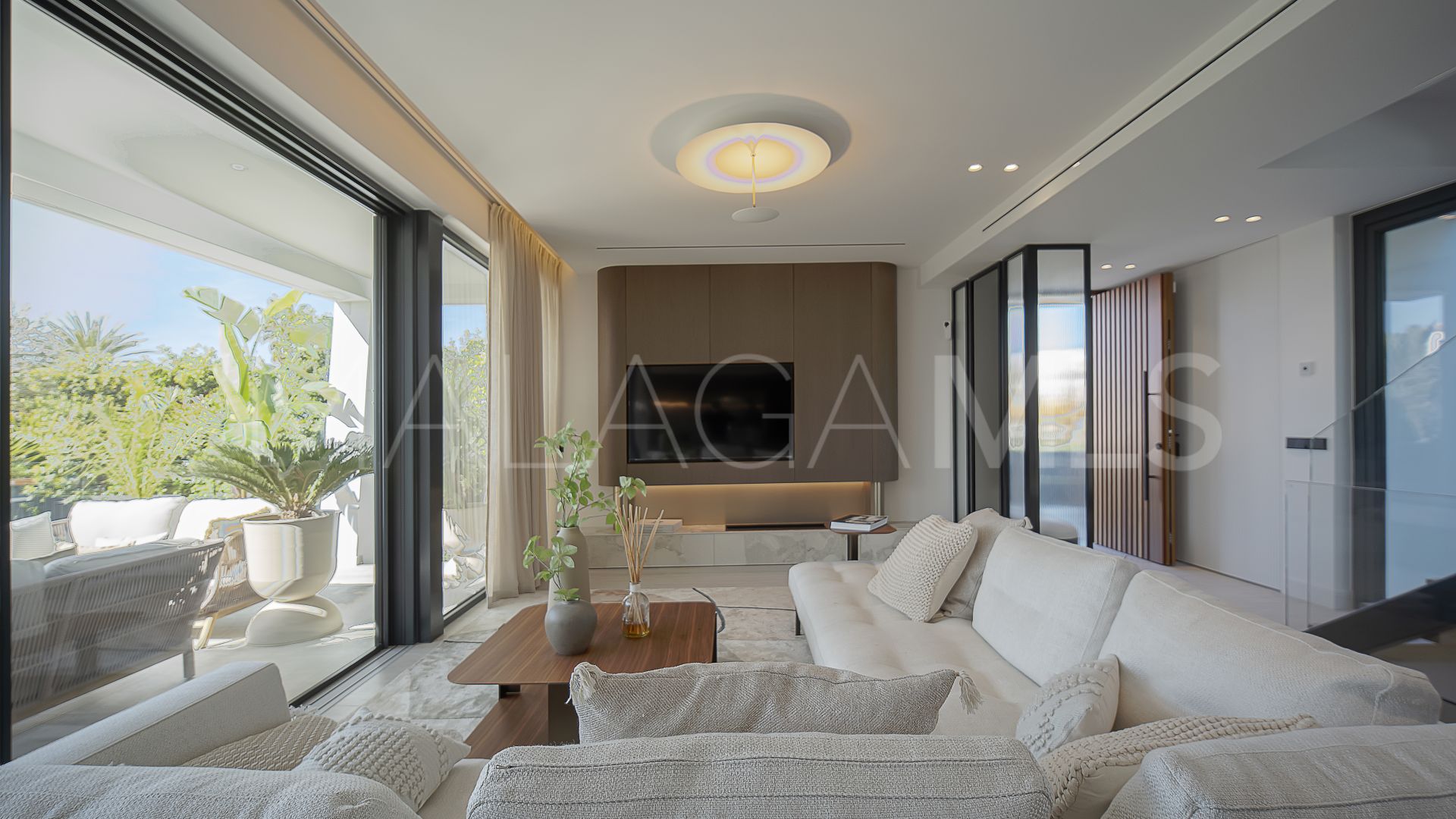 For sale Marbesa 4 bedrooms chalet