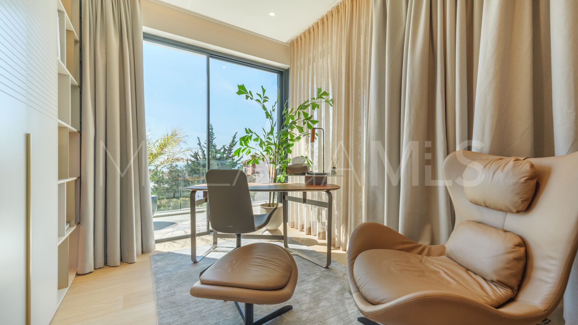 For sale Marbesa 4 bedrooms chalet