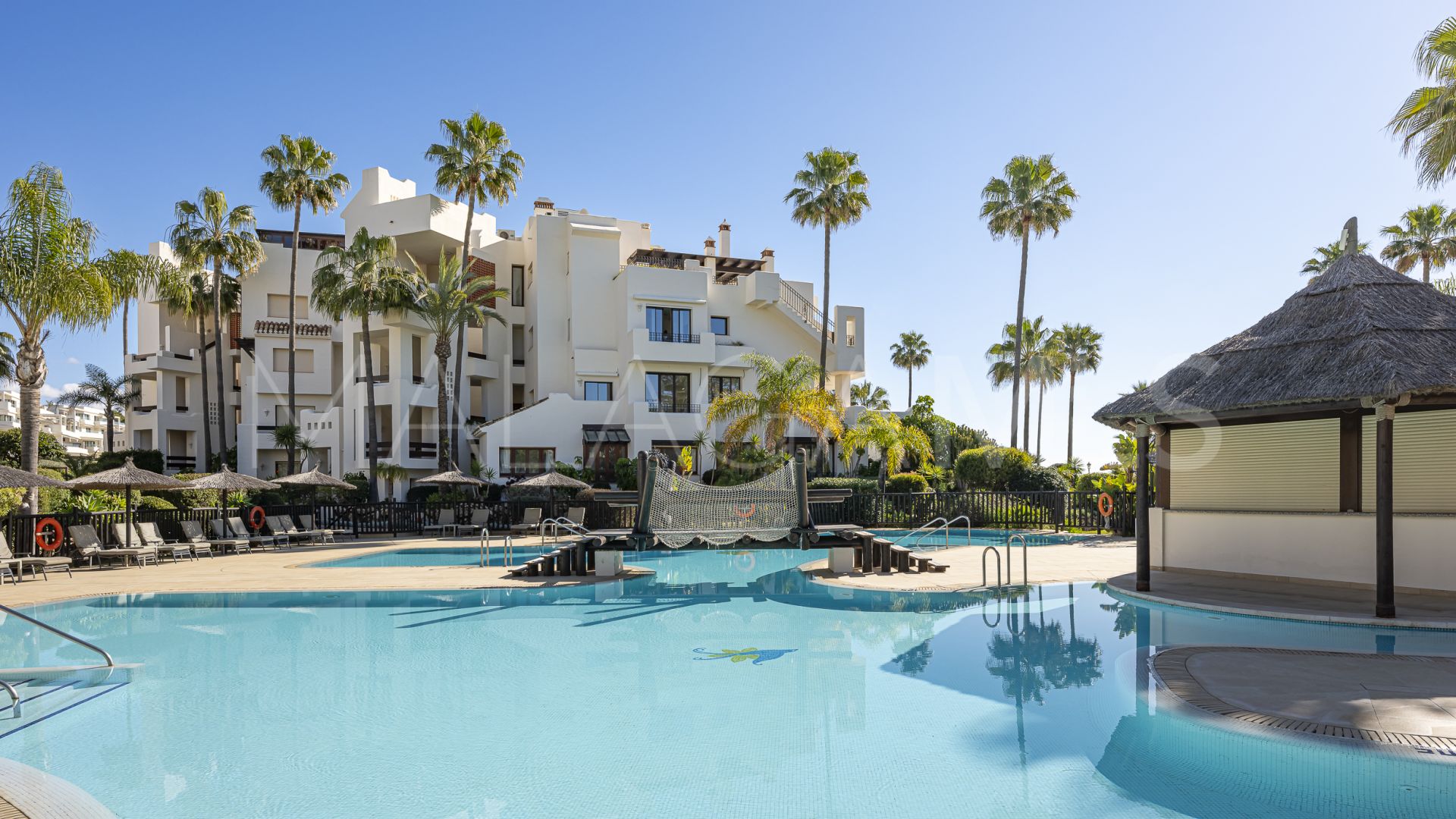 Wohnung for sale in Beach Side New Golden Mile