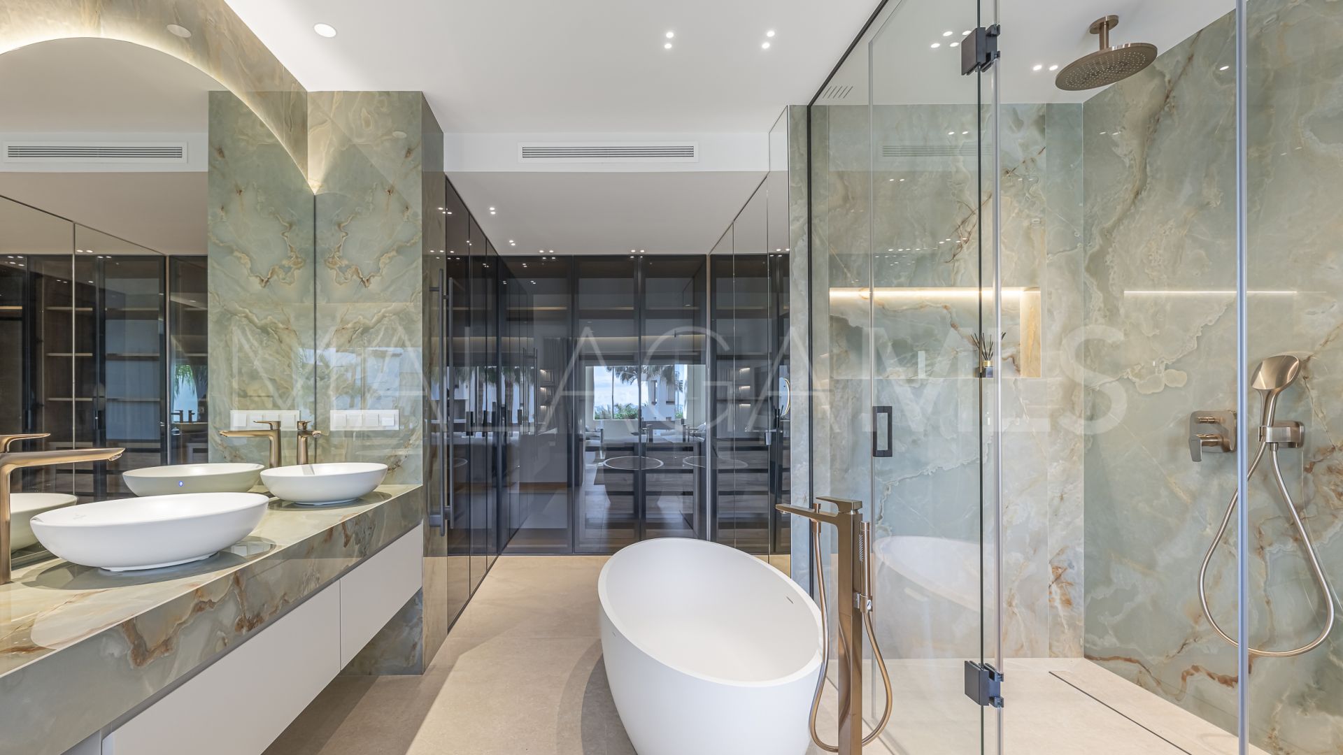 Wohnung for sale in Beach Side New Golden Mile