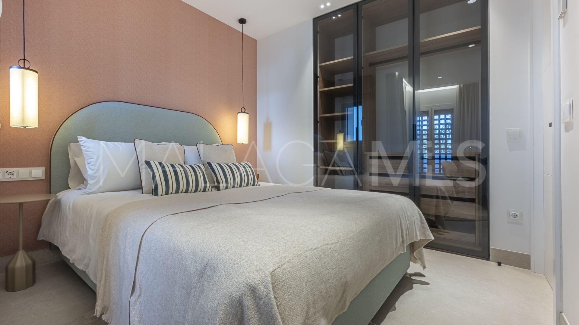 Wohnung for sale in Beach Side New Golden Mile