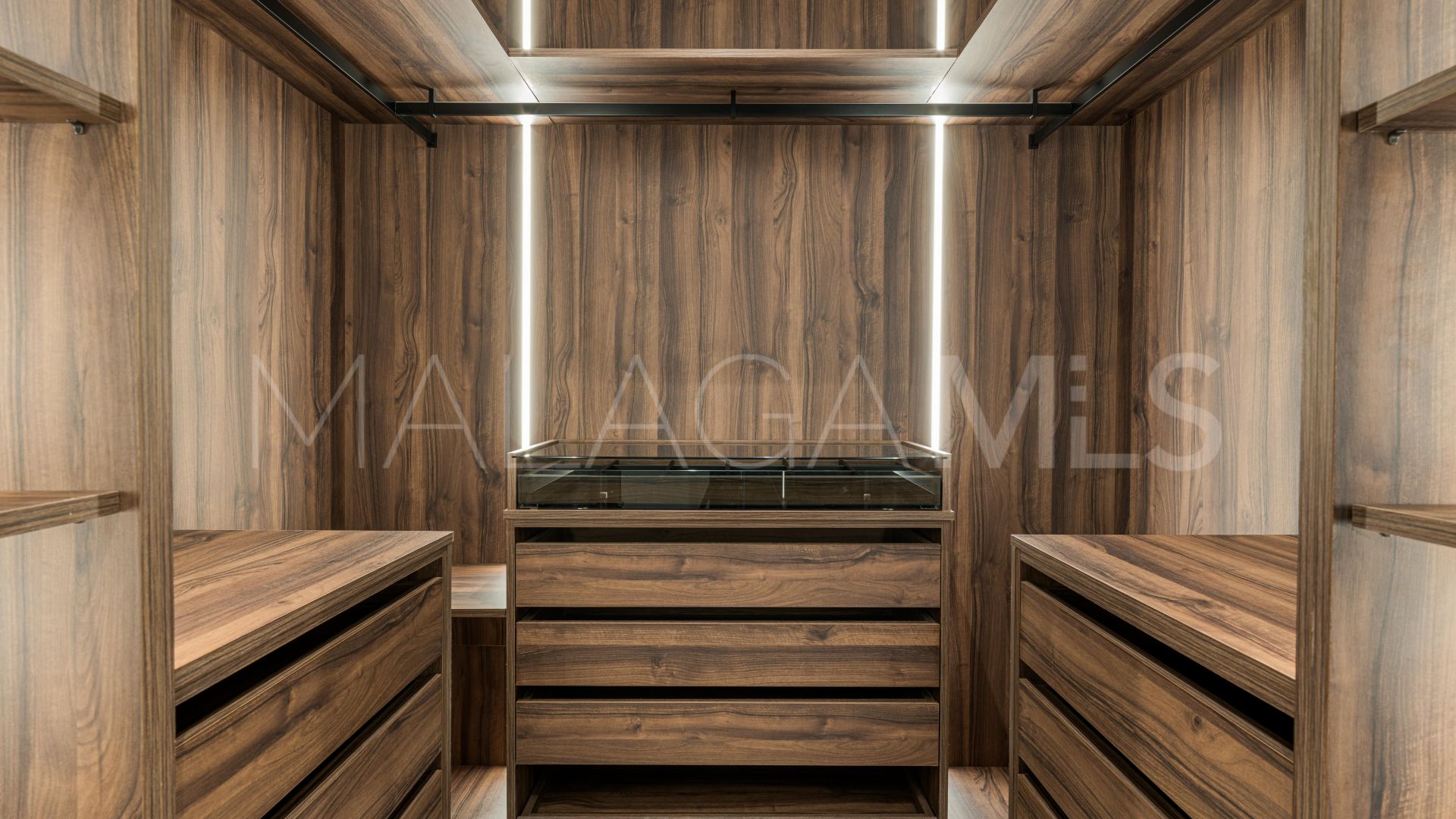 Ático for sale in Beach Side New Golden Mile