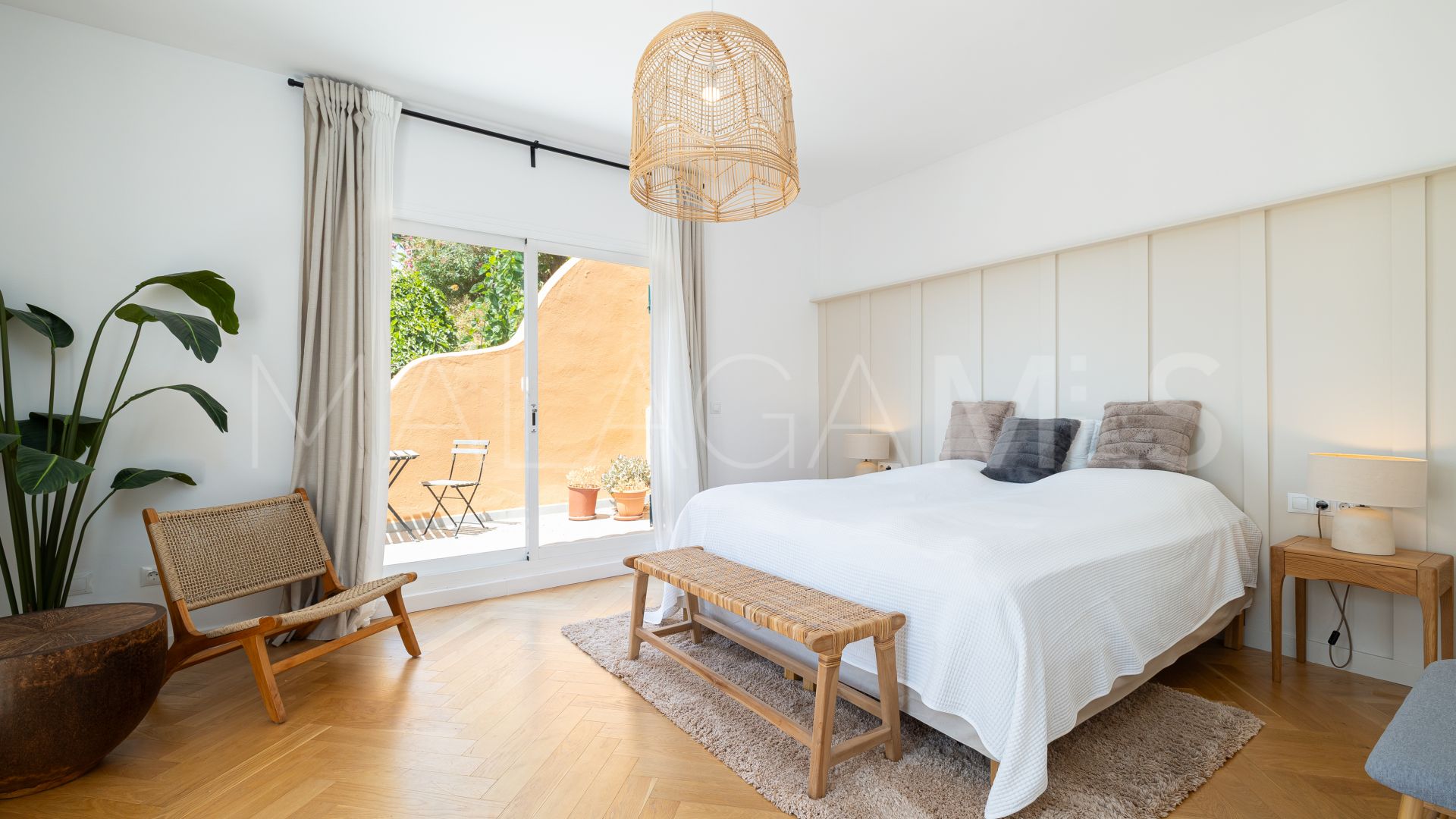 Takvåning for sale in Nueva Andalucia