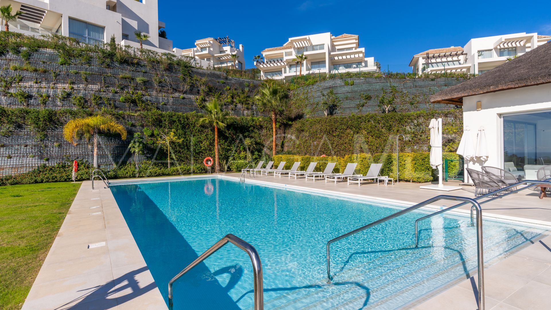 For sale Monte Mayor apartment with 3 bedrooms